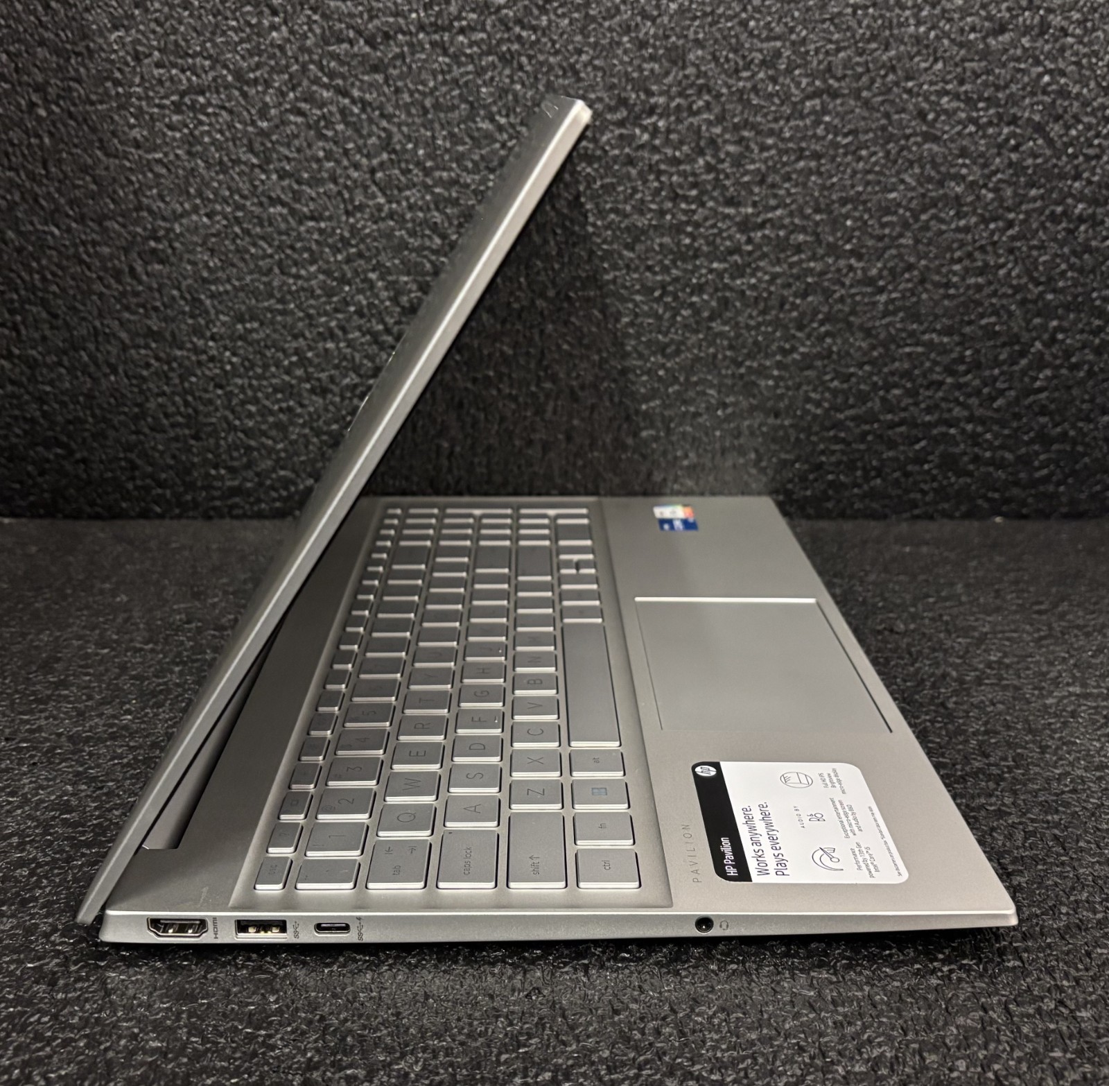 HP Pavilion Laptop Touch 15-eg3053cl i5-1335U | 1.30GHz | 16GB | 512GB | W11H