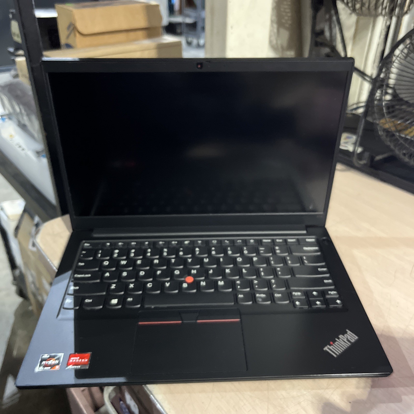 LENOVOT HINKPAD E14 AMD RYZEN 5 4500U 16GB RAM NO HD