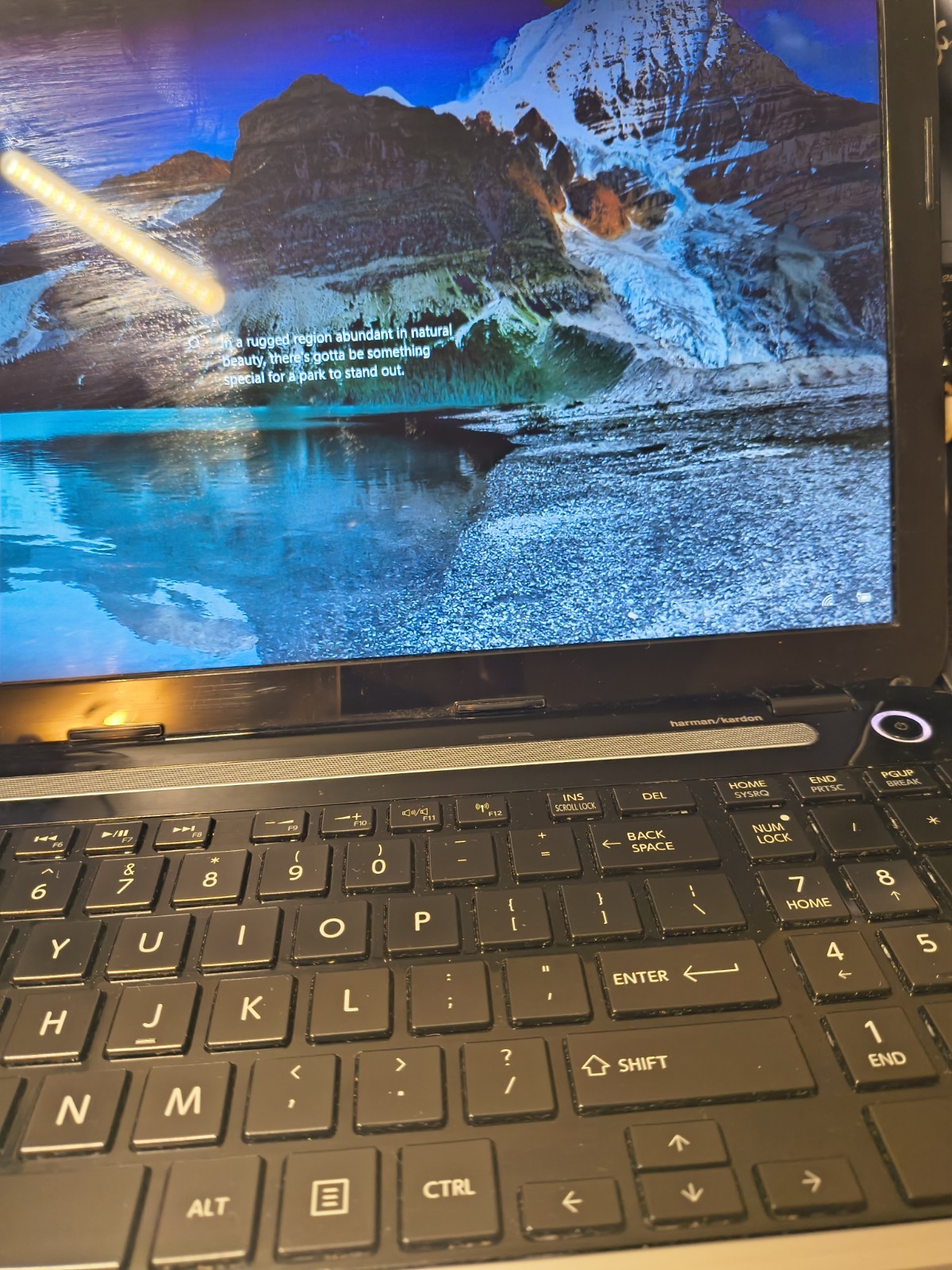 Toshiba Satellite S55-A i7-4700MQ 2.4GHz 8GB 180GB SSD Windows 10 Fast boot