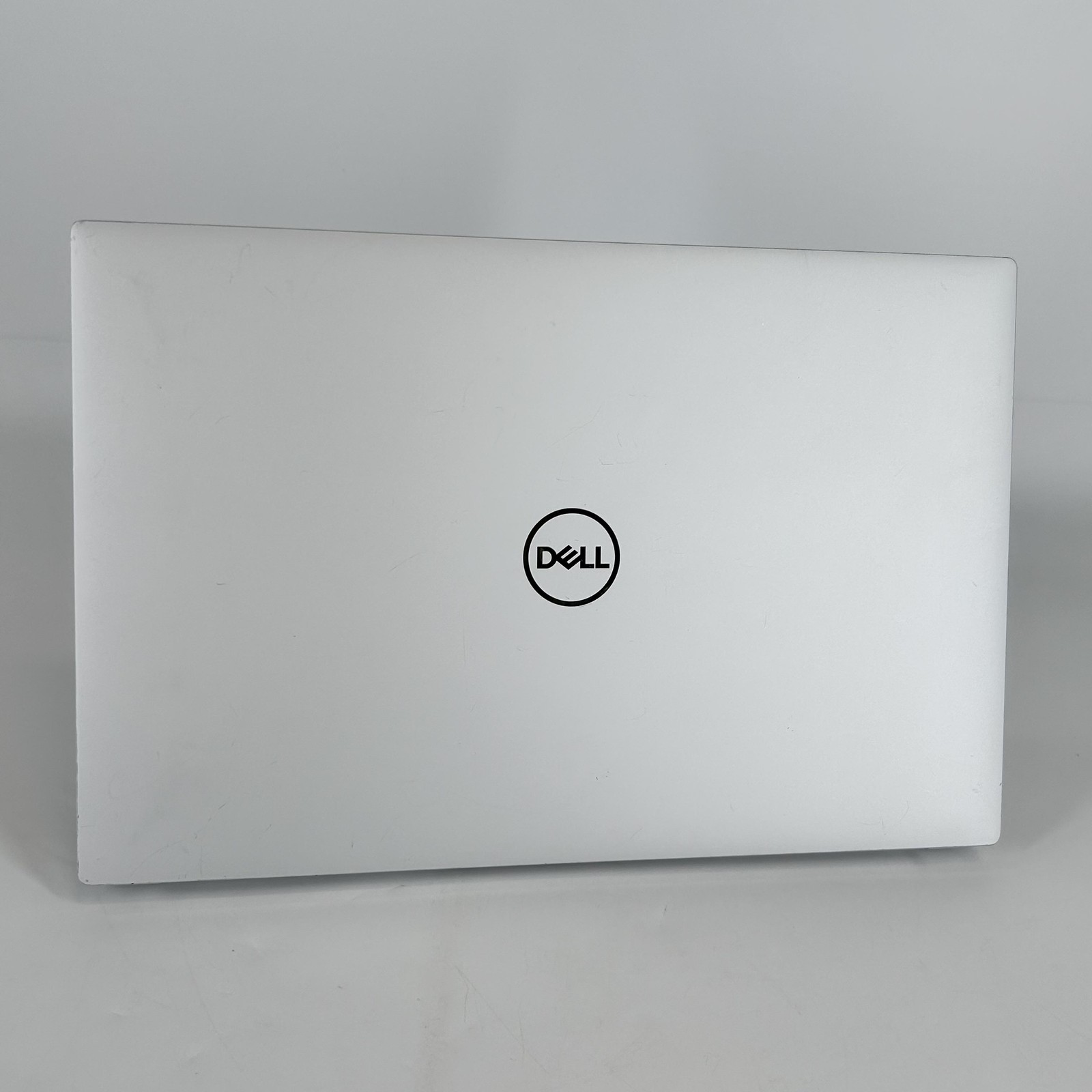 Dell XPS 15 9520 TOUCH 3.5K 2.5 GHz i9-12900HK 32GB 1TB SSD RTX 3050 Ti Good