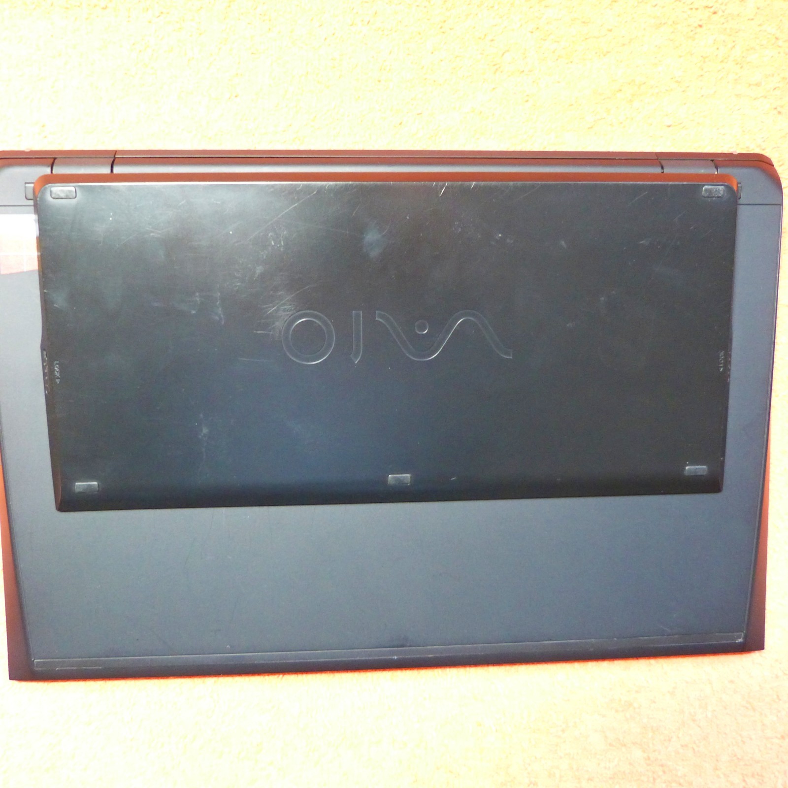 Sony Vaio PRO SVP13 13″ FULLHD l Carbon Fiber Thinnest UltraBook ONLY 800GRAMS