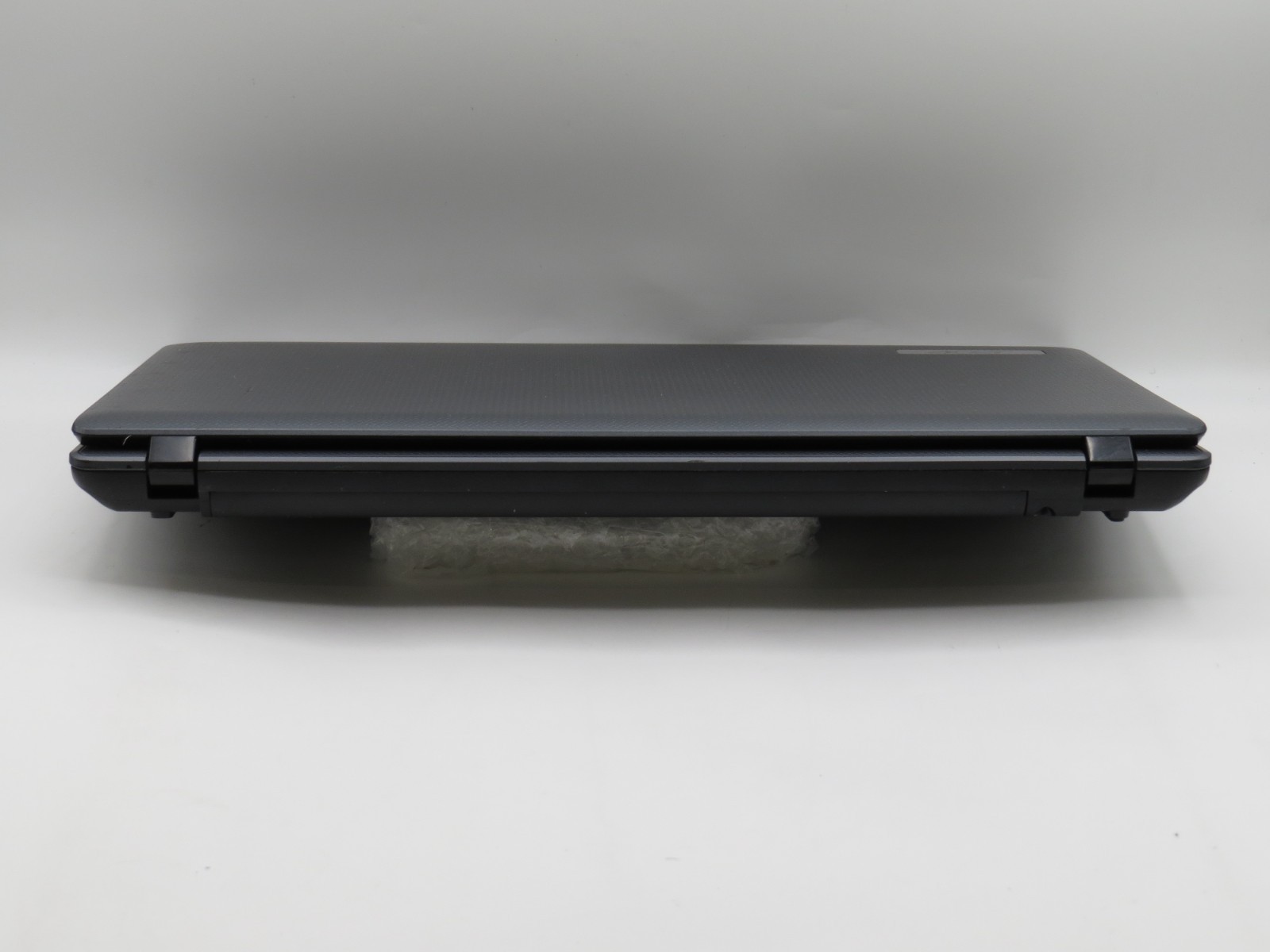 Acer Aspire 5733 | Intel Core i3 | 3GB DDR3 | No HDD/OS/AC PARTS