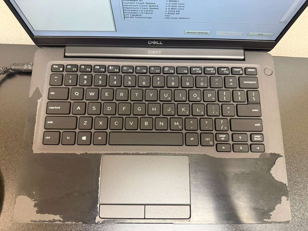 Dell Latitude 7300 13.3″ Laptop i7-8665U 8GB RAM 0GB SSD No OS Heavy Wear