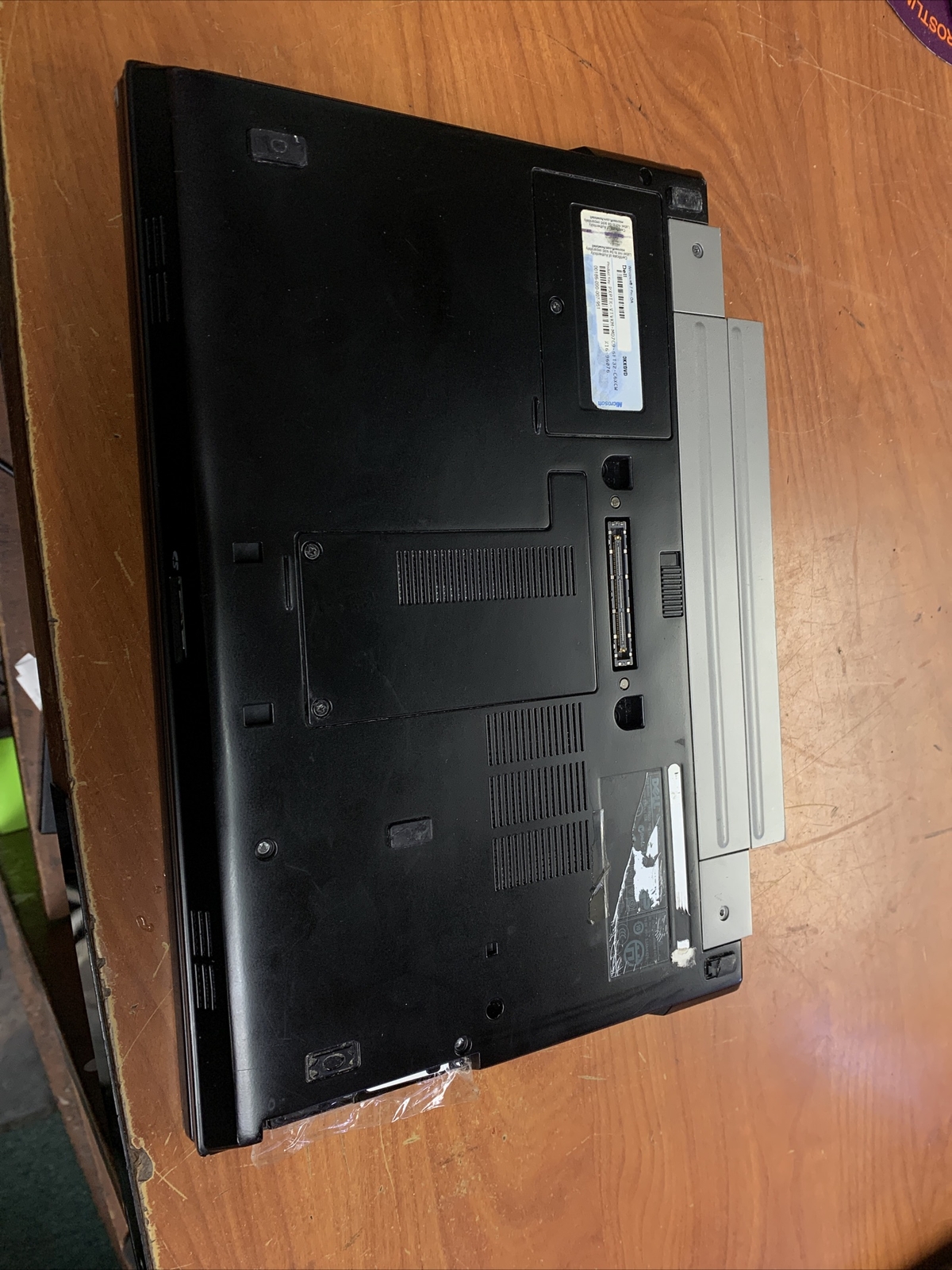 Dell Latitude E4310 – i5 M560/ 4GB RAM/120GB HDD/Windows 10 NO HHD COVER SEE PIC