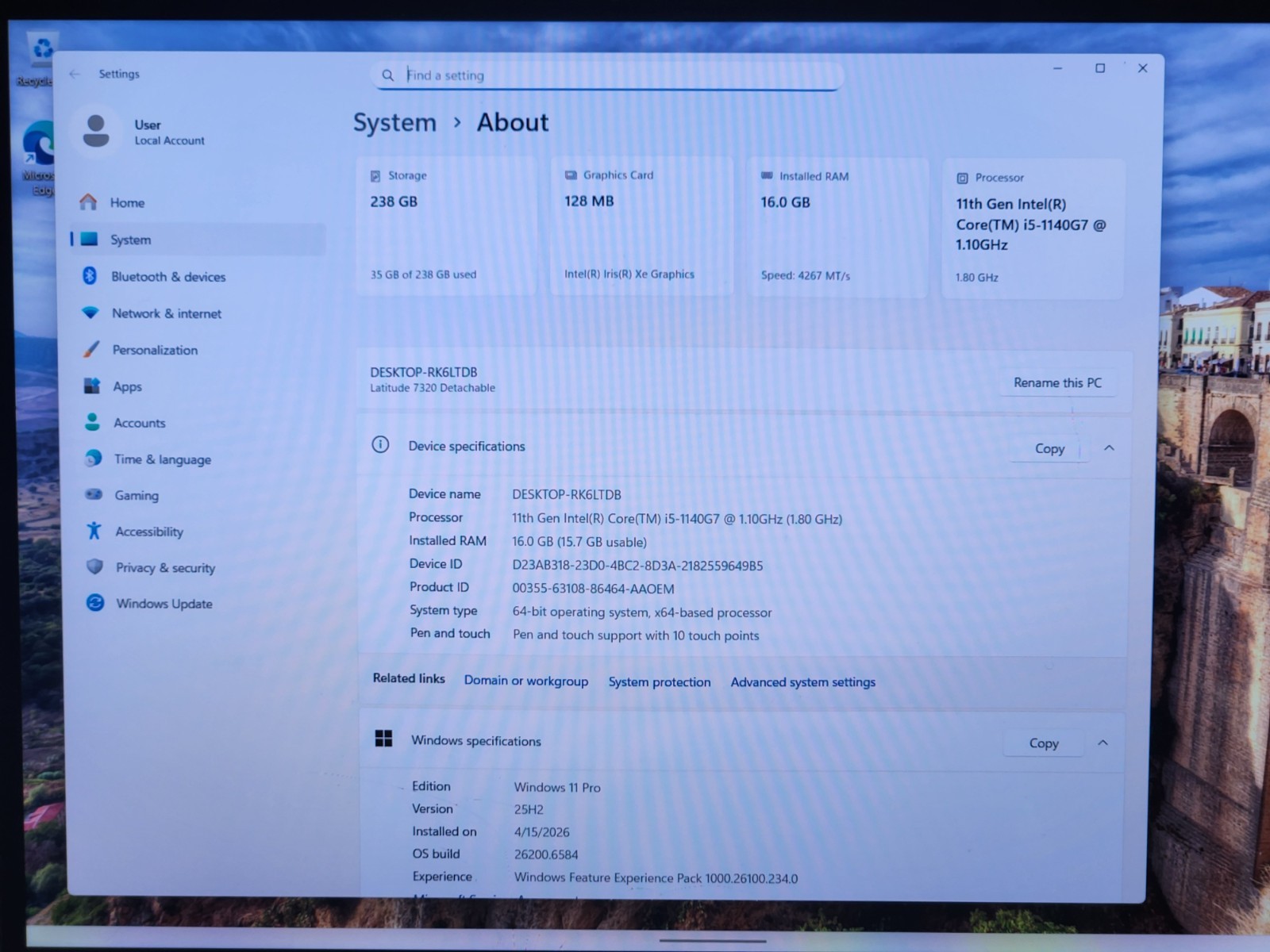 Dell Latitude Detachable 7320 13″ i5-1140G7 16GB RAM 256GB W11P **READ DESC.***
