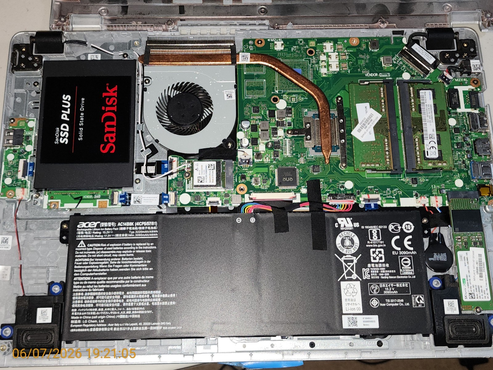 Acer Aspire 5 A515-43-R19L Ryzen 3 3200U – 4GB RAM – 500G NVMe/128G SSD – READ!
