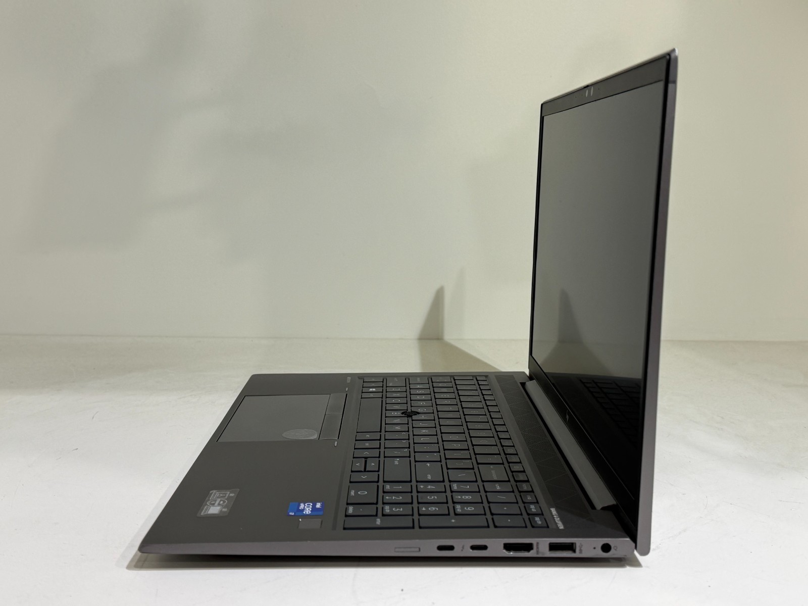 HP ZBook Firefly 15 G8 Mobile WorkStation i7-1185G7 16GB RAM 256GB SSD Win 11
