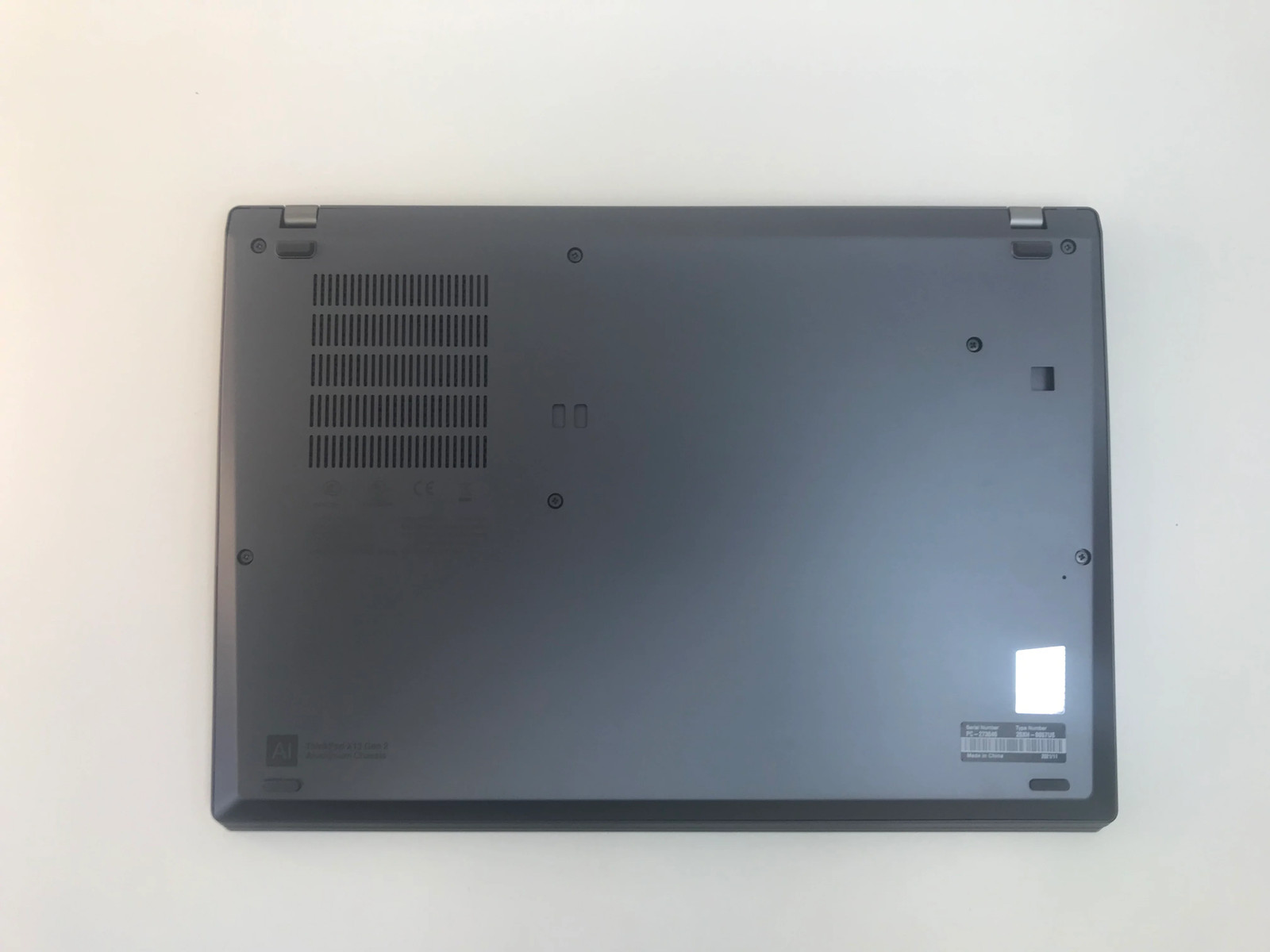 Lenovo ThinkPad X13 G2 20XH0057US 13.3″ Notebook – AMD R5, 8GB RAM, 256GB SSD