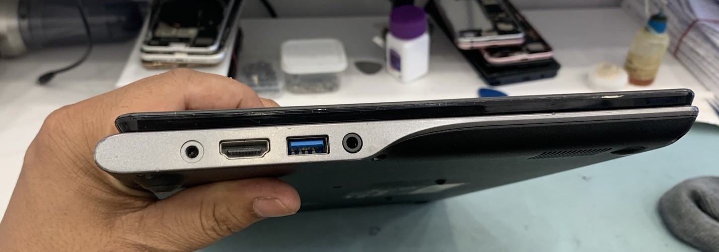 Acer ZHN Chromebook C720 Series 11.6″ Laptop Celeron Gray With No-Charger