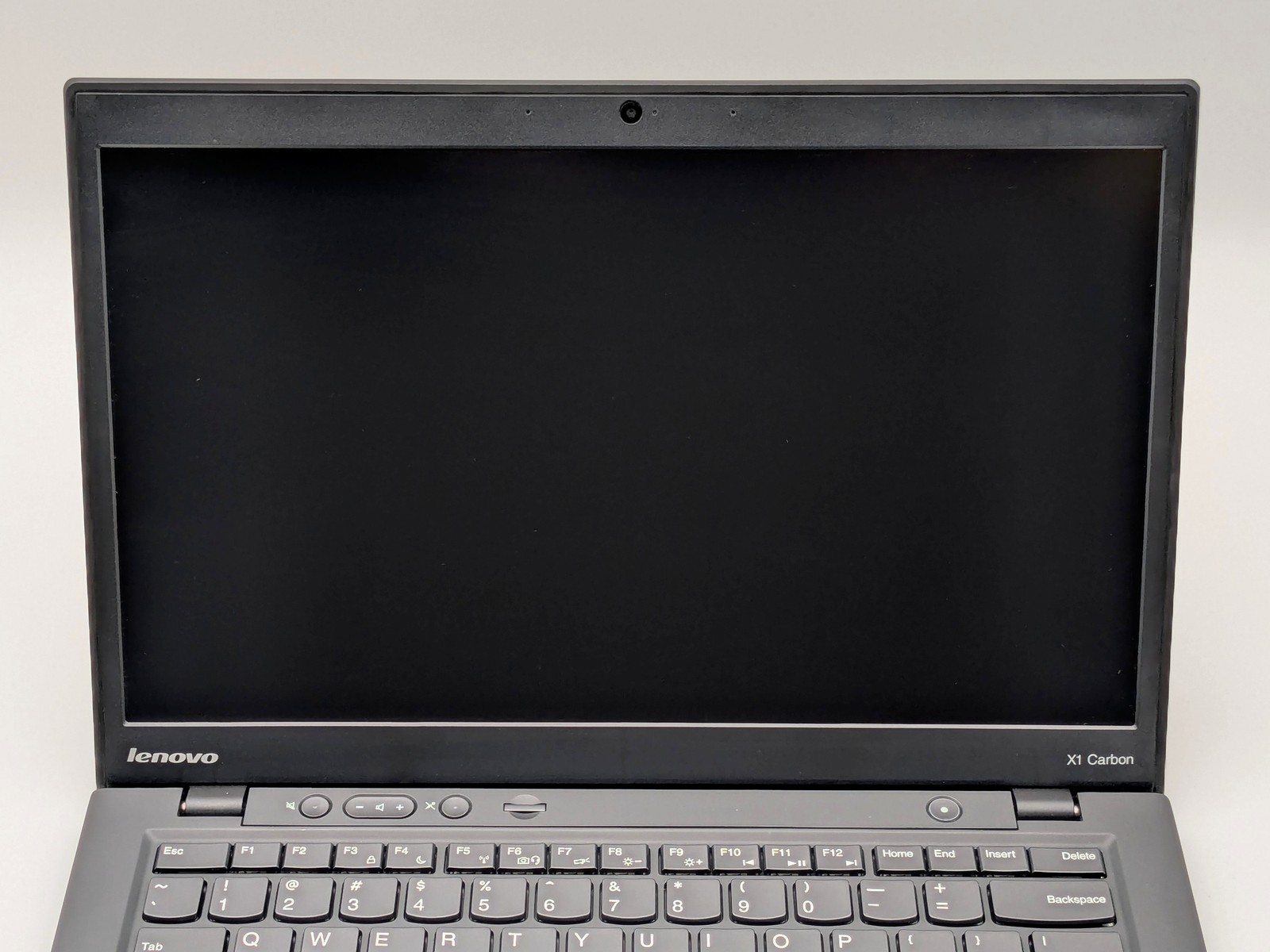 Lenovo ThinkPad X1 Carbon 1st Gen 14″ HD+ I5-3427U 256GB SSD 8GB W10P Webcam