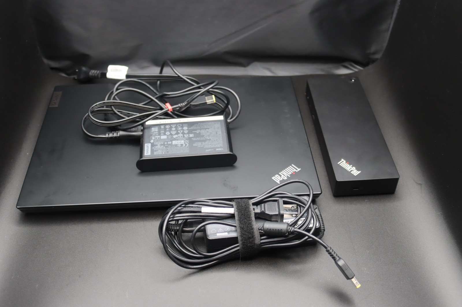 Lenovo ThinkPad P15v Gen 3 15.6″ i7-12700H 32GB Ram 500GB SSD NVIDIA T1200+Dock