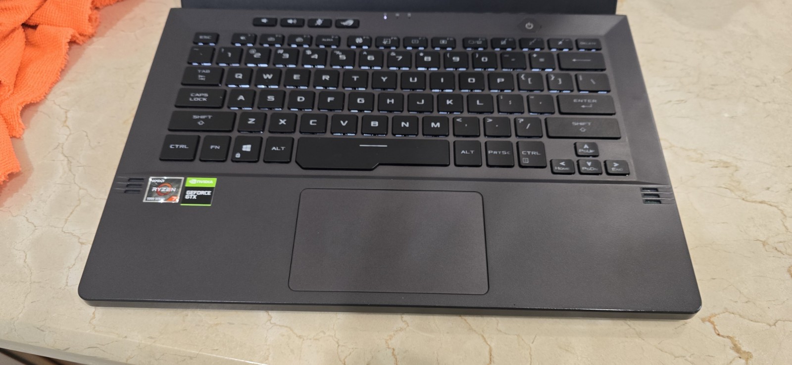 ASUS G14 GA401Q 14″ Gaming Laptop