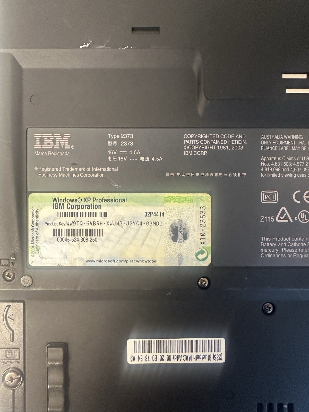 IBM ThinkPad T42p Type 2373 Laptop Intel Pentium M Windows XP Vintage Untested