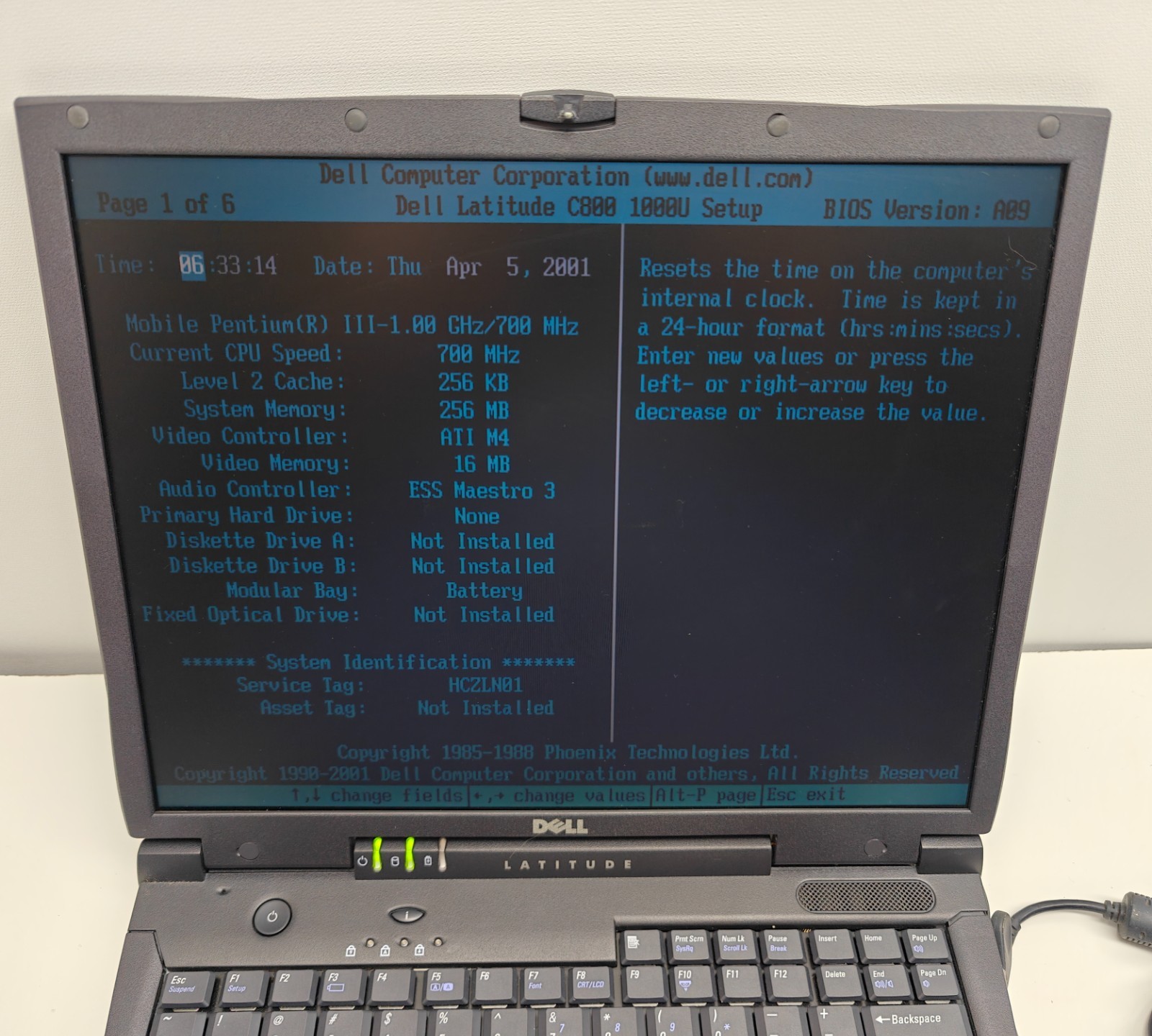 Dell Latitude C800 Intel Pentium III 16MB RAM FOR PARTS OR REPAIR ATI NO HDD CD
