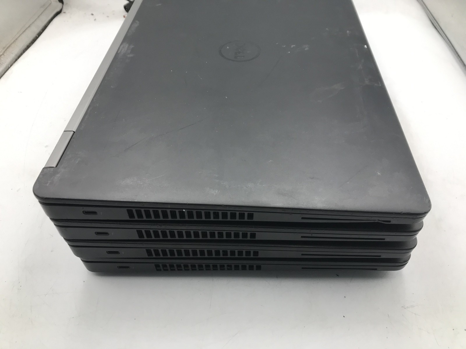DELL PRECISION 3510 – LOT OF 4 – FOR PARTS/REPAIR – VARIOUS CONDITIONS – I7 – BB