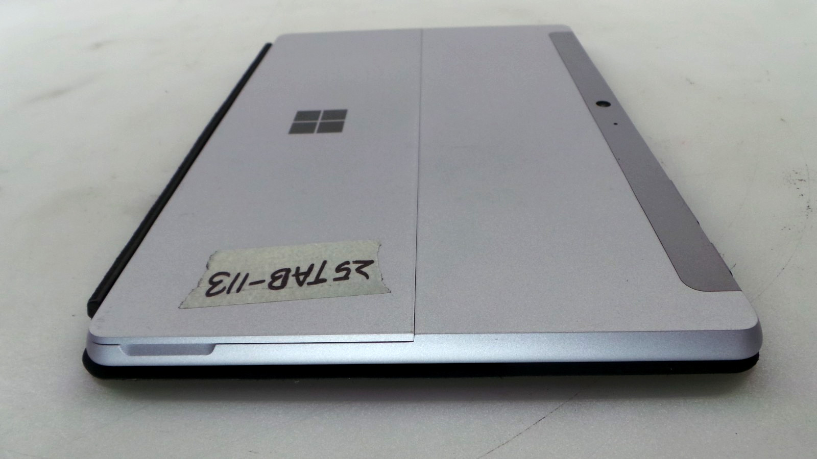 Microsoft Surface Go 2 10.5″ Pentium 4425Y 1.70GHz 4GB RAM 64GB SSD WIN 10 PRO