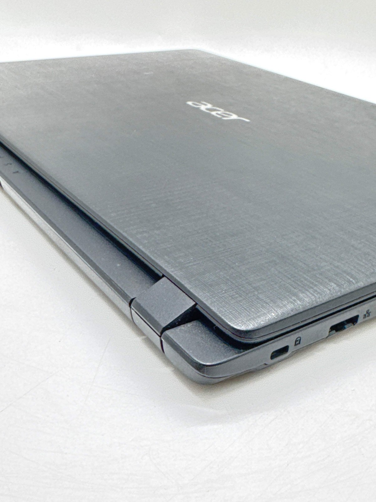 Acer Aspire 3 15.6″ A315-21 AMD E2-9000e@1.5GHz 4GB RAM 1TB HDD Laptop