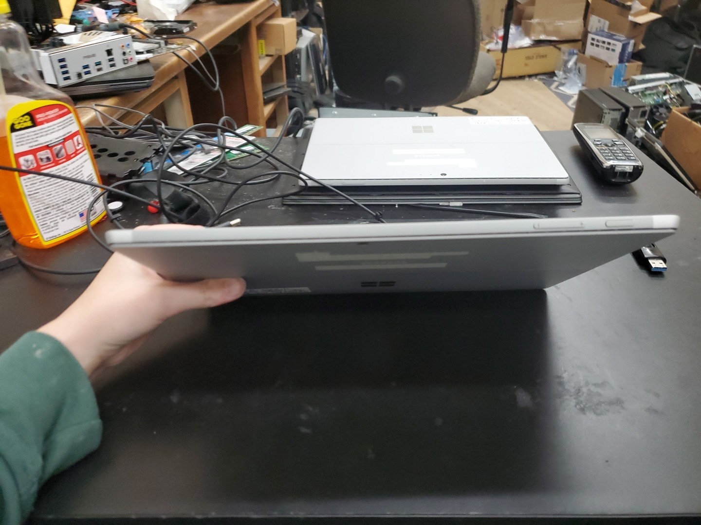 Microsoft Surface Pro (M3-7Y30, 4gb RAM 128gb SSD, W11Pro) 111225-6