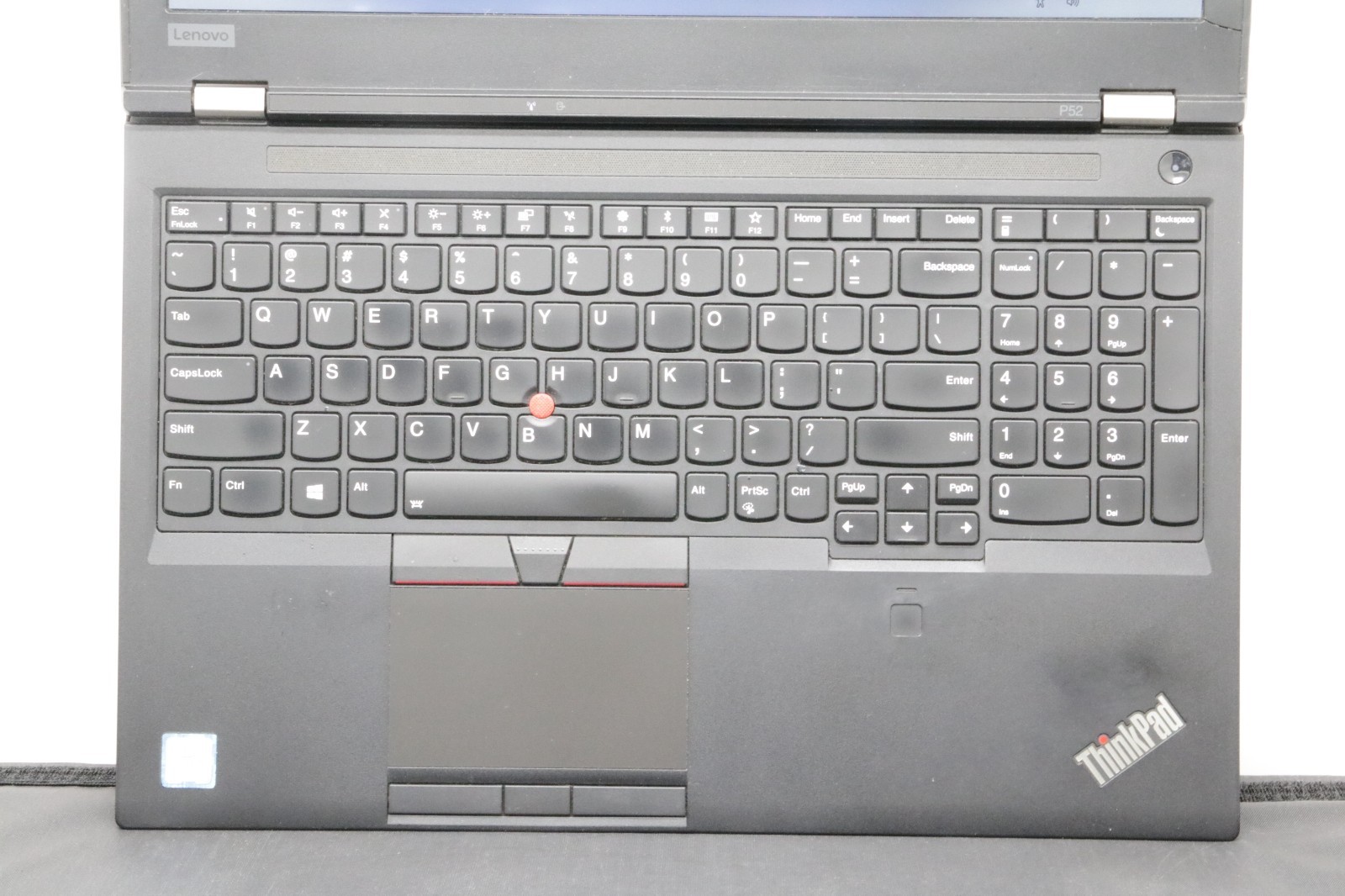 Lenovo ThinkPad P52 – i7-8850H – 16GB, 512GB, Windows 11 +Adapter