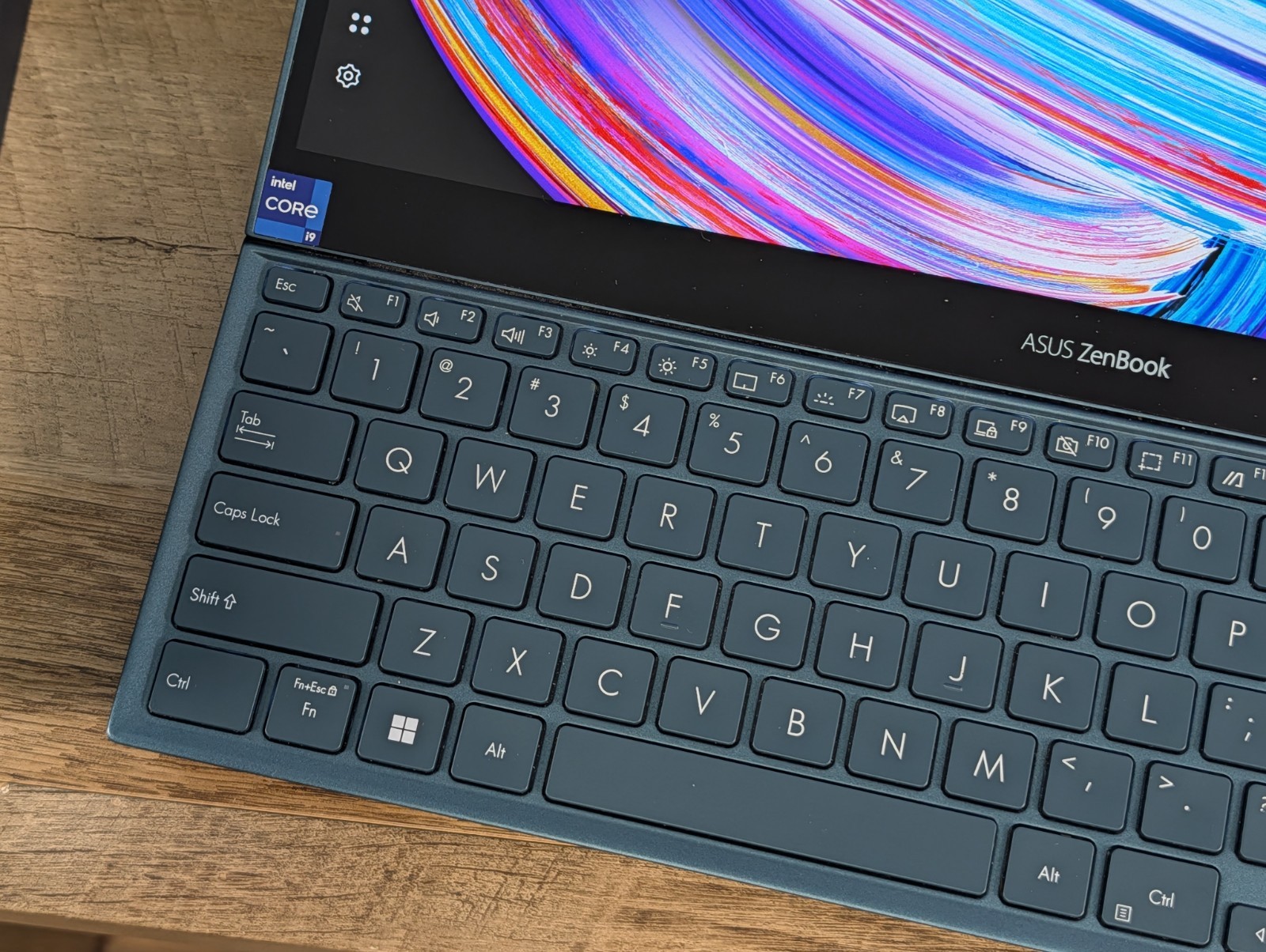 ASUS Zenbook DUO 15.6 – i9 12900H – RTX 4050 – 1TB – 32GB