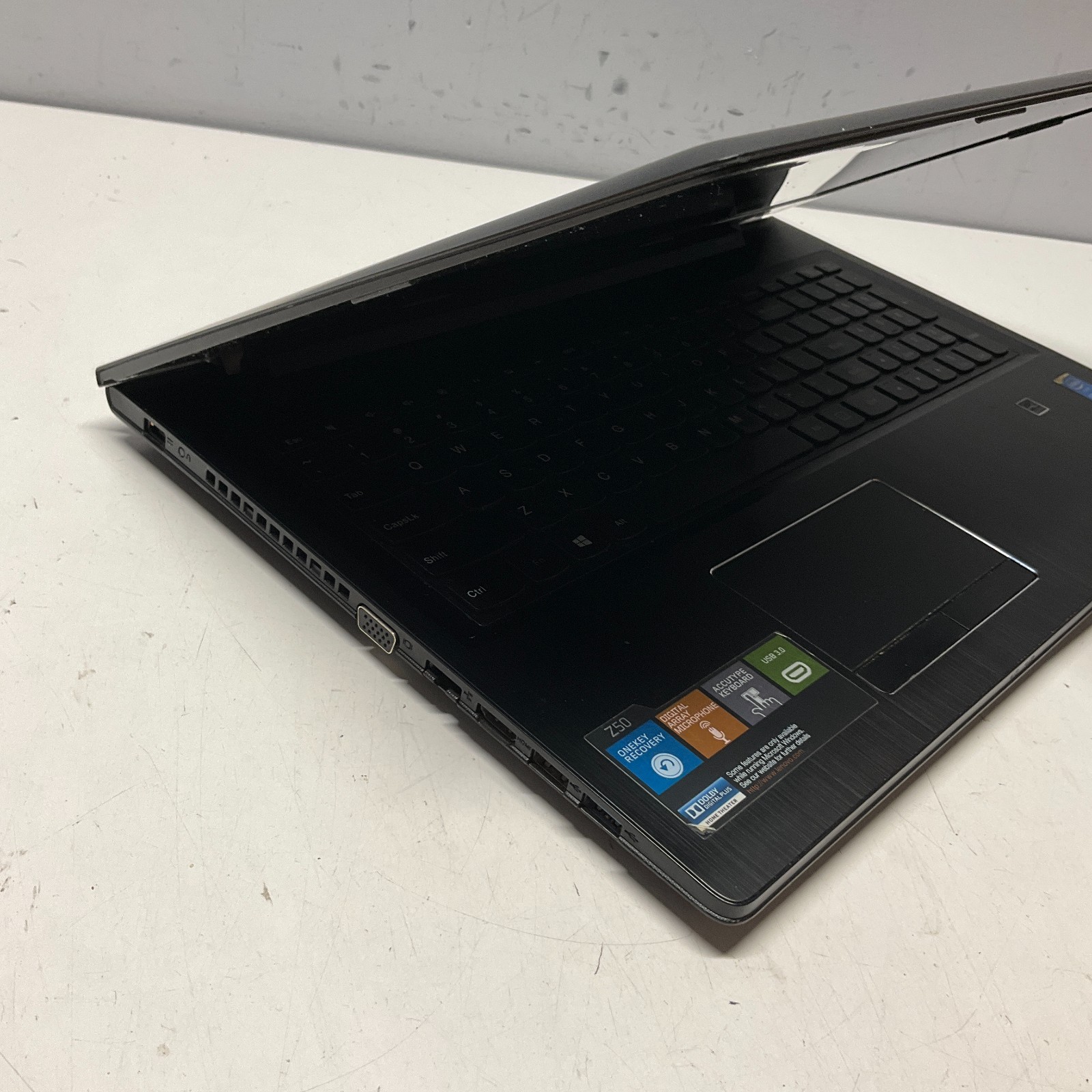Lenovo Z50-70 15.6″ Intel i7-4510U 2.0 GHz 8GB 256GB SSD Windows 10 Pro Laptop