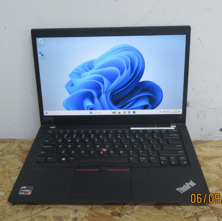 ⭐️ Lenovo ThinkPad T14s Gen 1 14″ Ryzen 7 PRO 4750U @ 16GB RAM 512GB SSD W11P ⭐️