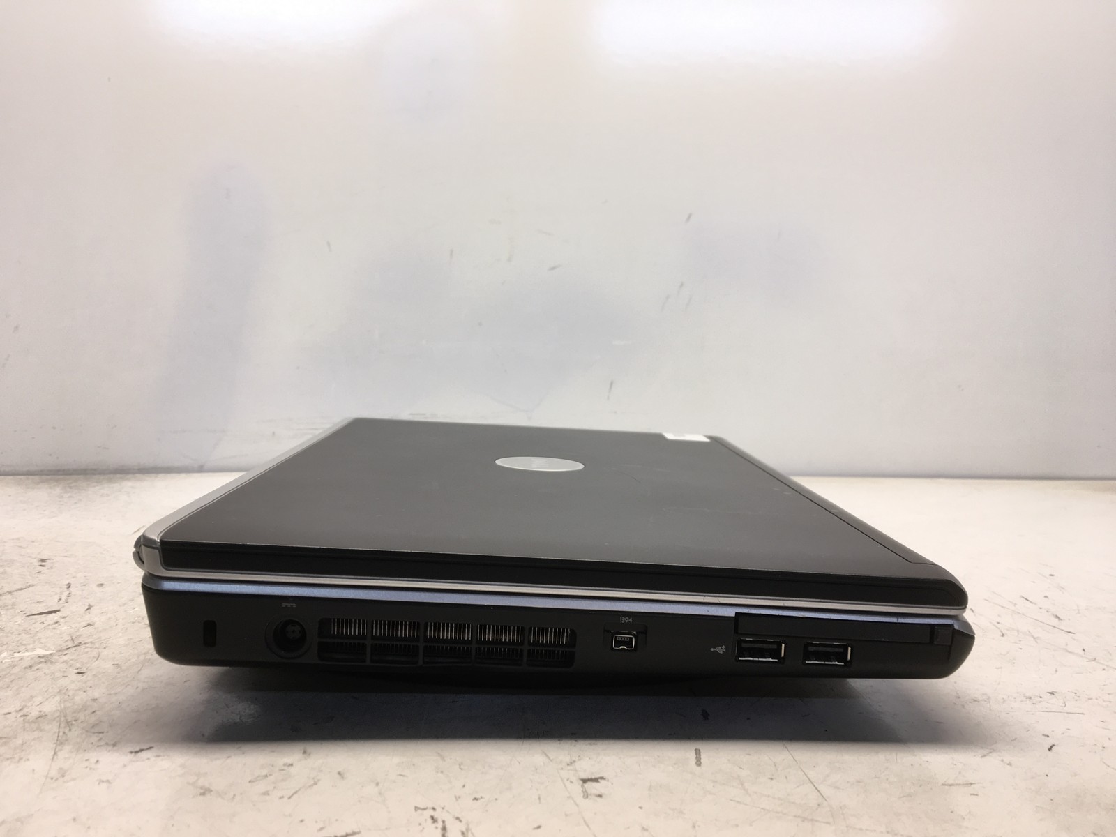 Dell Inspiron 1420 Intel Core 2 Duo 06FD 1.66GHz 2 GB NO HDD No Batt