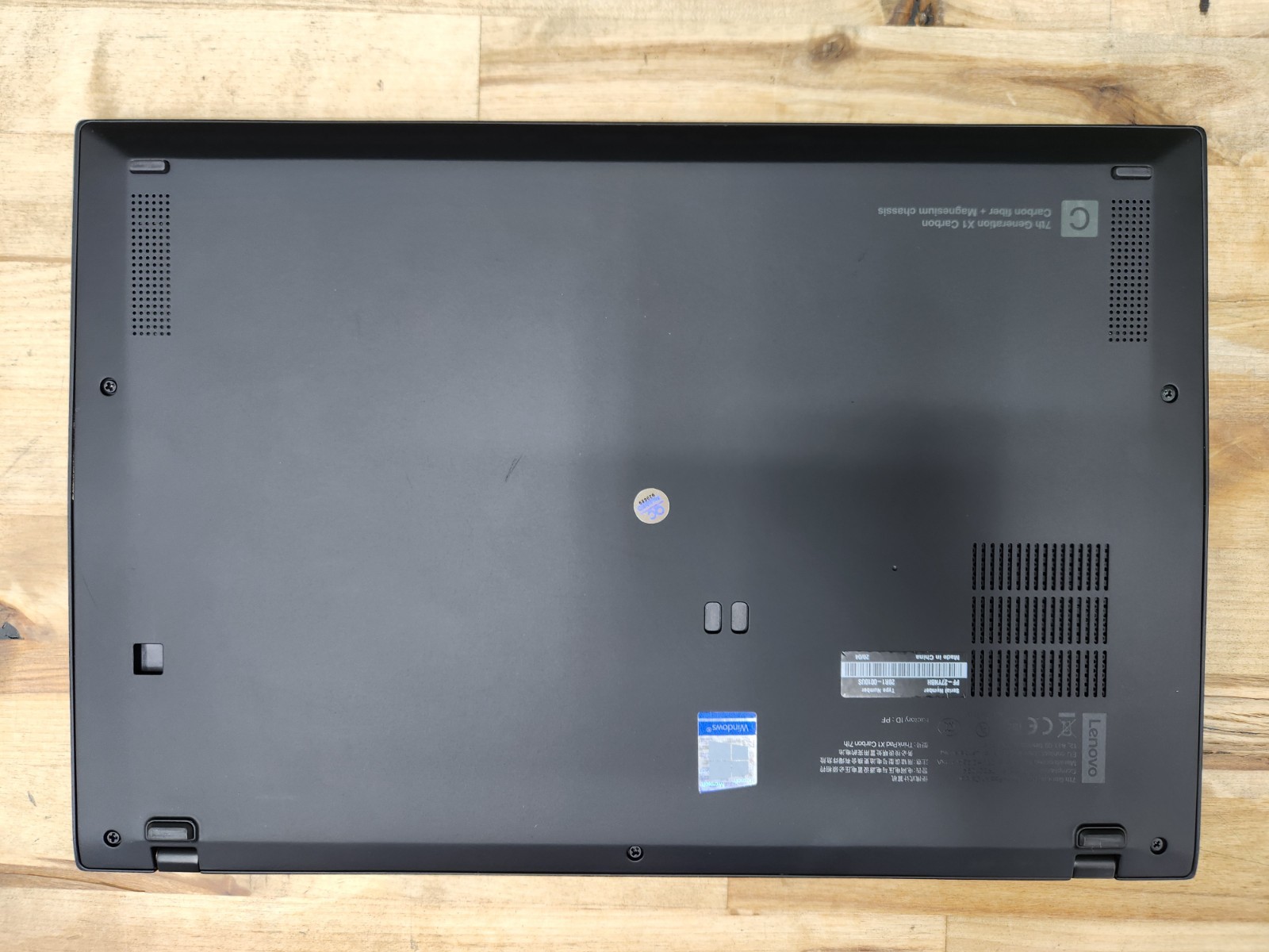 Lenovo ThinkPad X1 Carbon Gen 7 14″ FHD i5-10210U 8GB 256GB SSD Windows 11 Pro ~