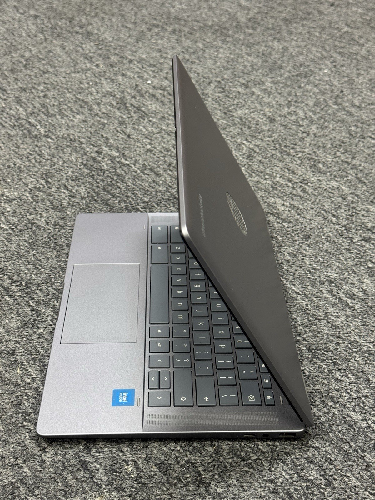 HP CHROMEBOOK PLUS 14BT-CD000 14″ TOUCHSCREEN 2 IN 1 INTEL I3-N305 3.8GHZ 8GB