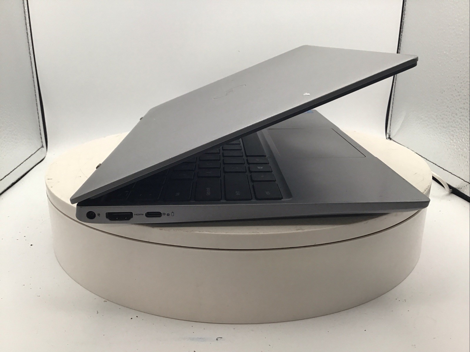 Dell Latitude 3320 13″ Laptop i5-1135G7 8GB RAM 256GB SSD Windows 11 Pro Used RD