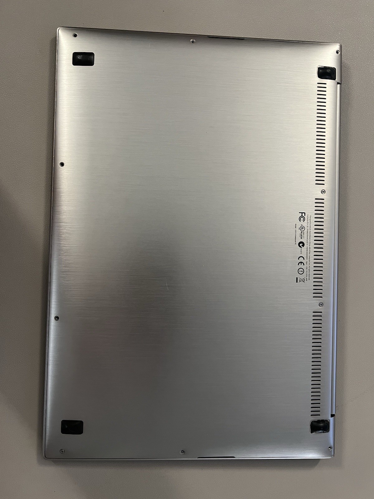 Asus Zenbook UX31E 13″ i5 4GB NO SSD Bad Screen Parts And Repair Only