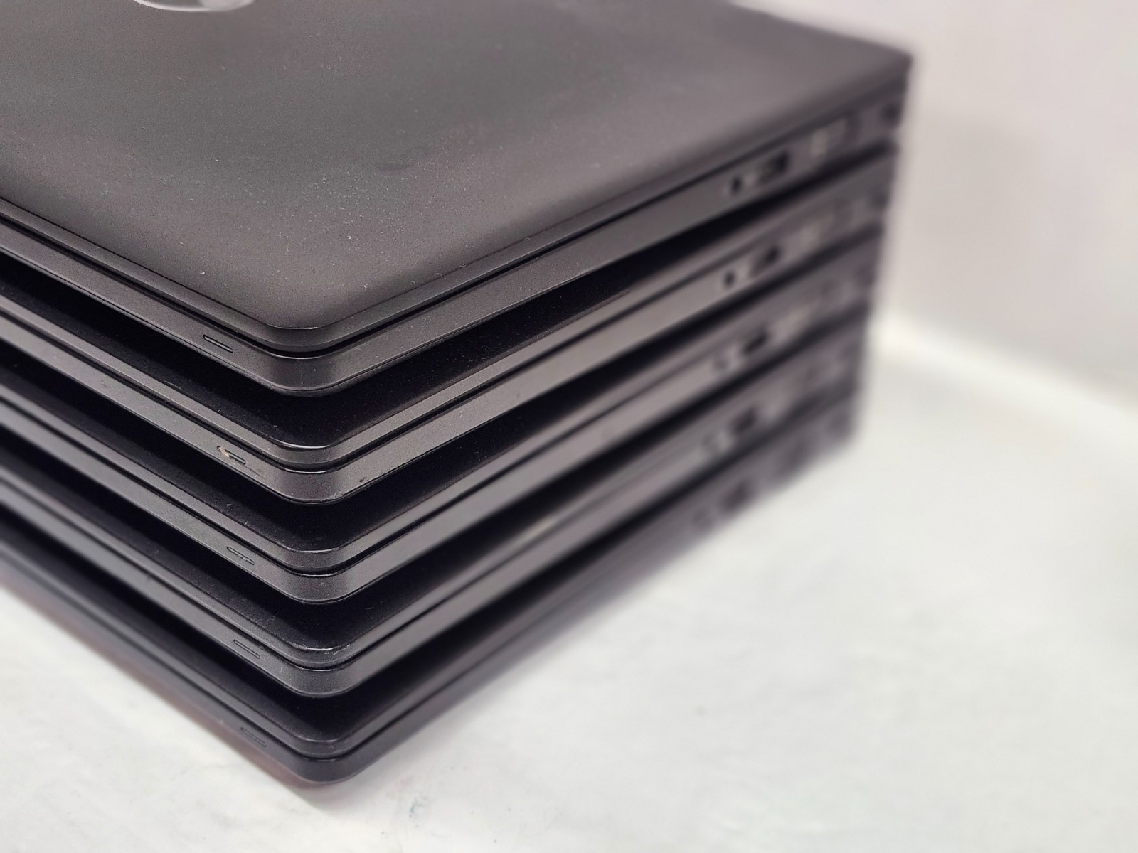 Lot of 5 Dell Latitude 5490 Laptops i5/i7 with RAM/SSD Webcam Backlit