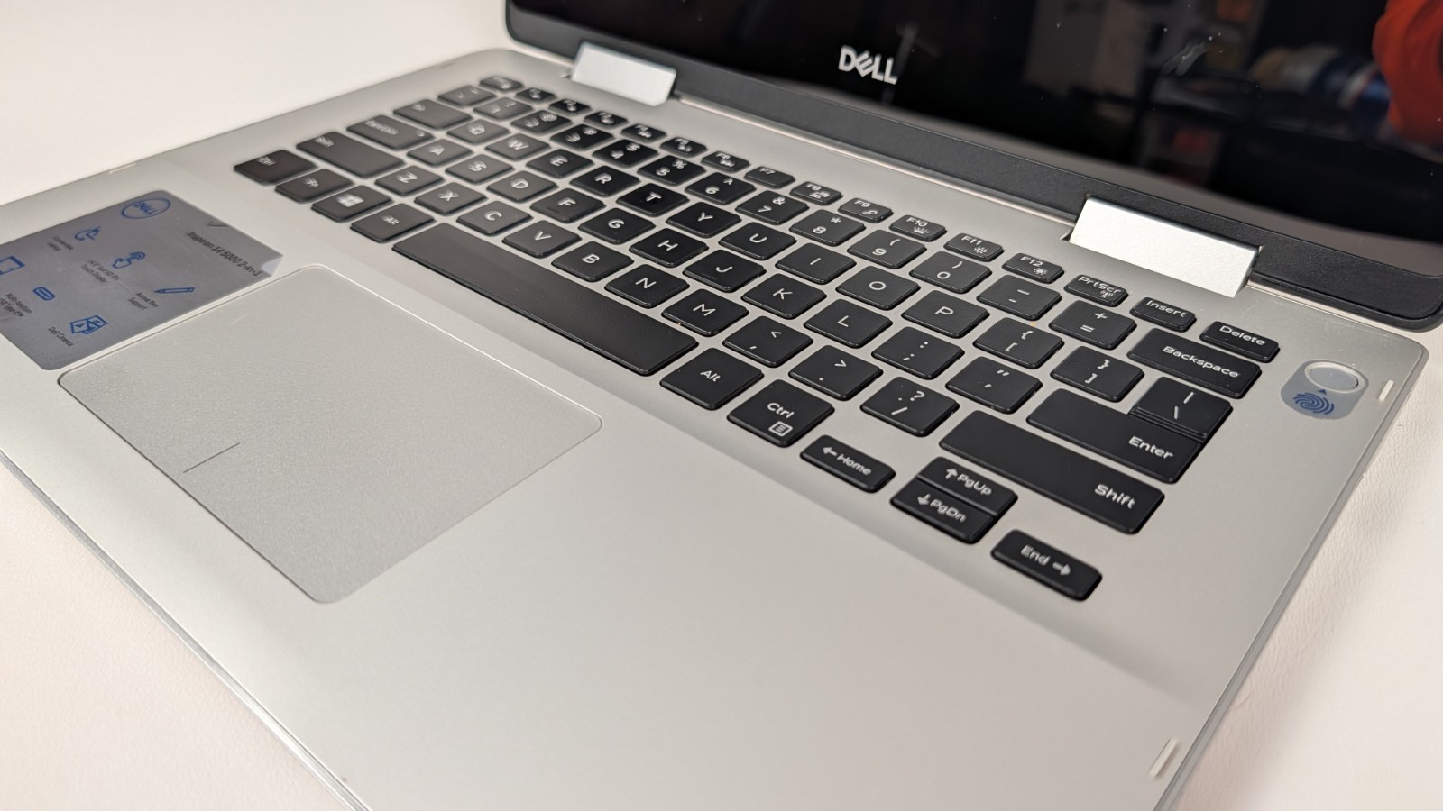 Dell Inspiron 5482 Intel i5-8265U 8GB RAM 256 GB SSD Win 11 Pro TouchScreen