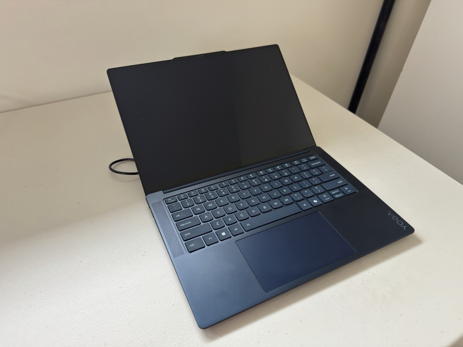 Lenovo Yoga Slim 7x Copilot+ 14.5″ 3K OLED Touch Snapdragon X Elite 16GB 512GB