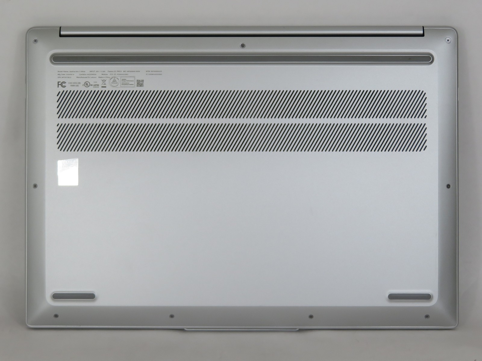 Lenovo IdeaPad Slim 5 16IRU9 CORE 7 150U 1.8GHz 8GB RAM 512GB Windows 11