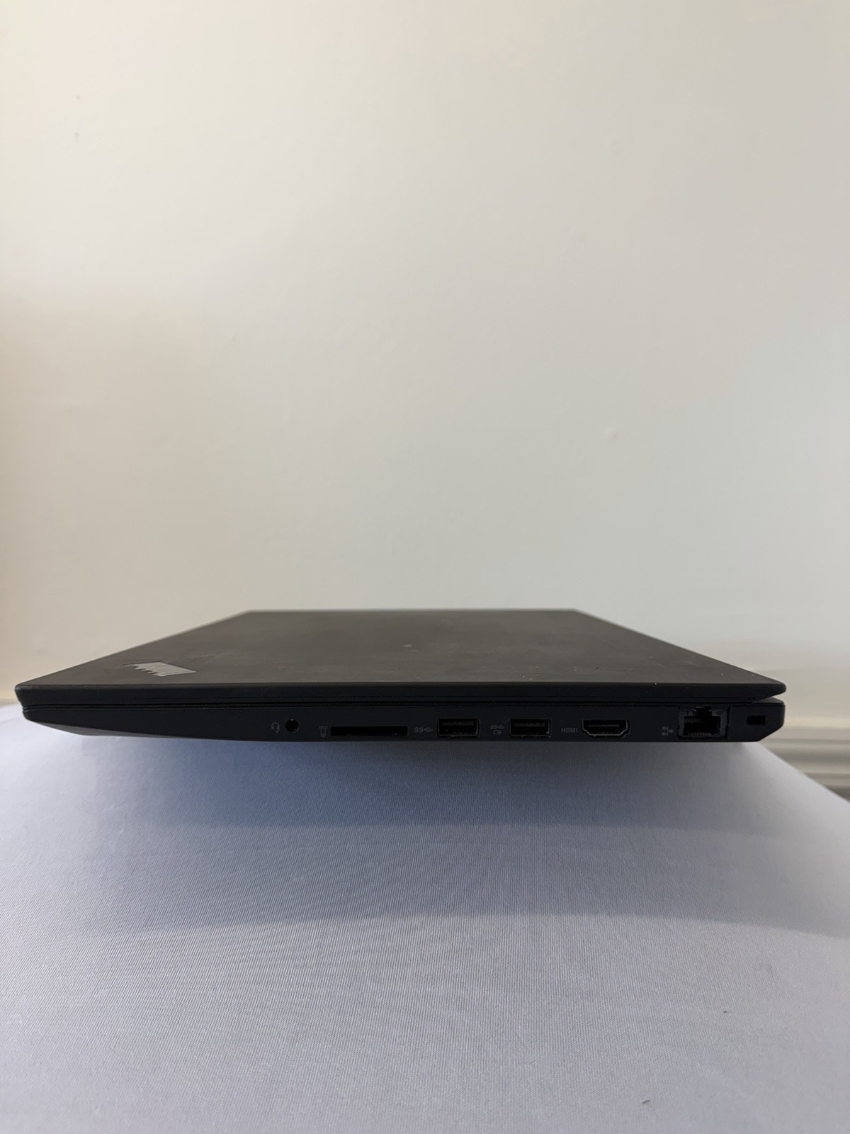 Lenovo Thinkpad P51s Laptop – Good Screen – Intel i7-6500U – RAM 16GB – Read Des