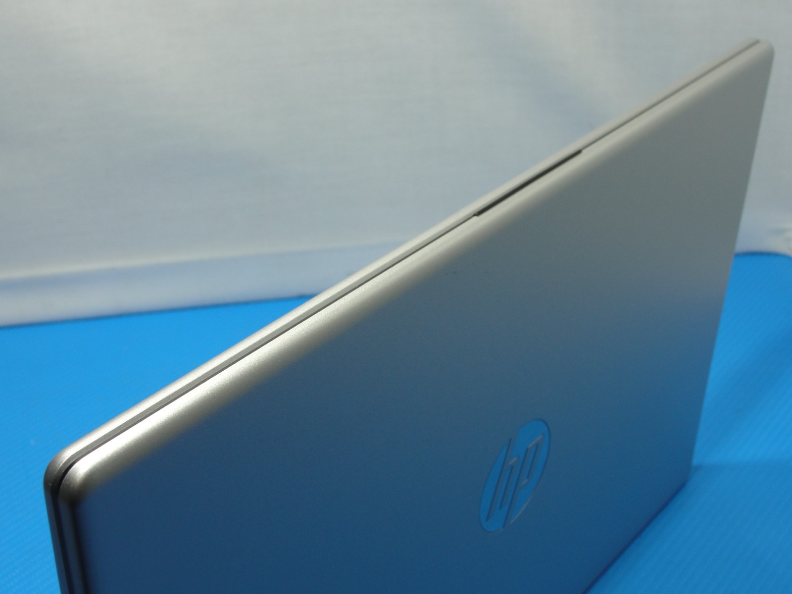 HP 15-FD0113DX 15.6″ HD Intel Core i3-N305 1.8GHz 8GB 128GB HDD W11 Home+Charger