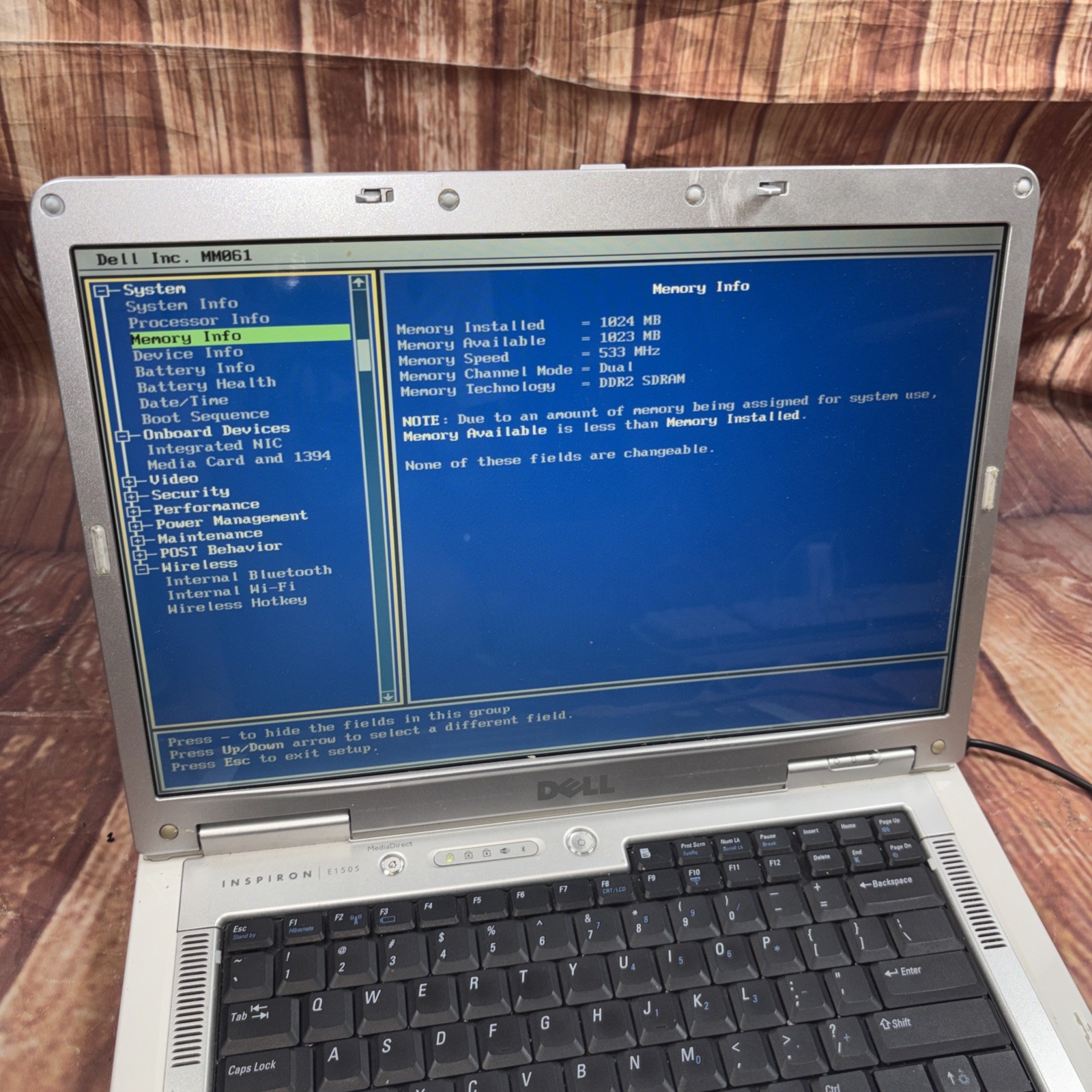 Dell Inspiron E1505 Intel Pentium Dual Core @ 1.60GHz 1GB RAM NO HDD