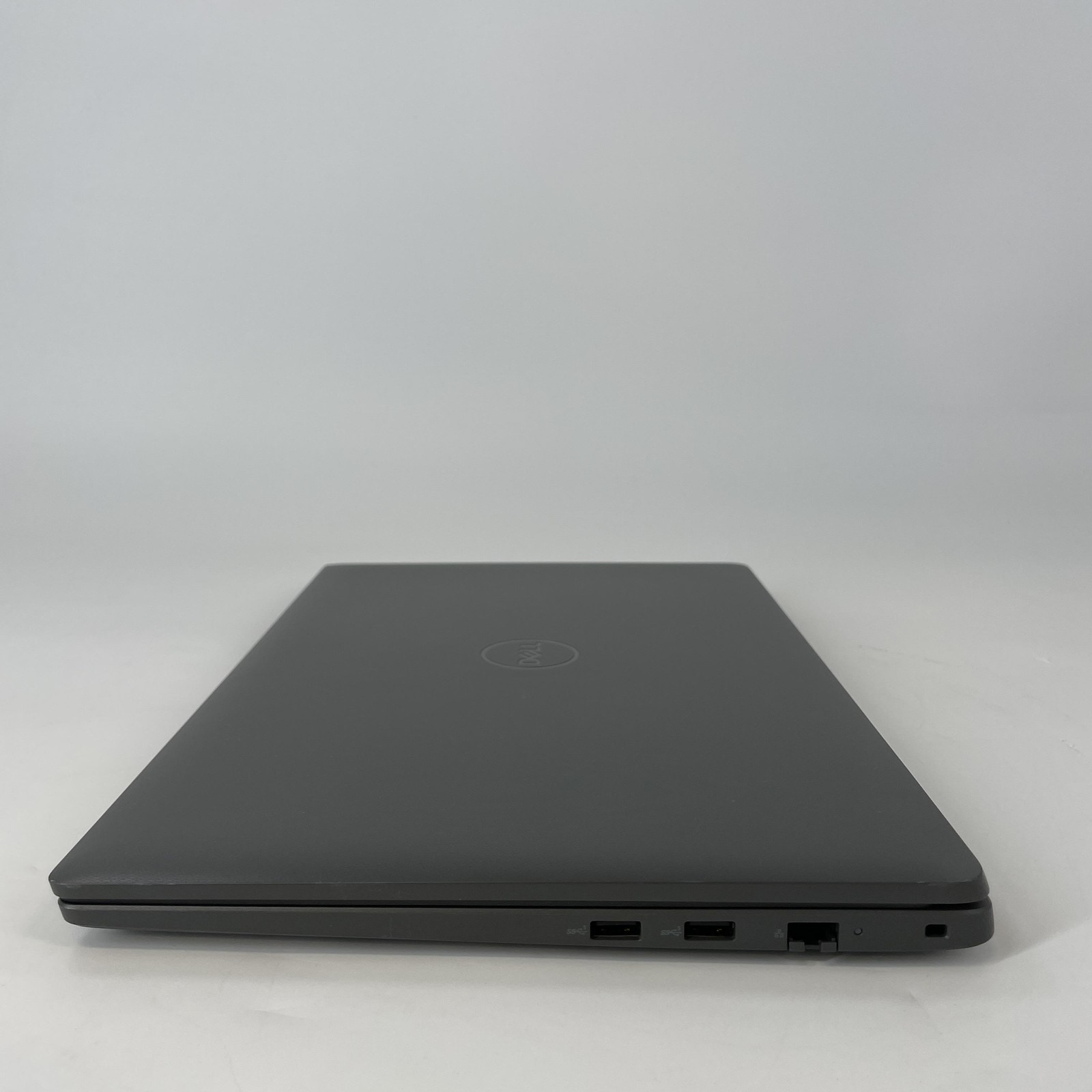 Dell Latitude 3540 15.6 Gray FHD 1.7 GHz i7-1355U 16GB 256GB SSD Very Good