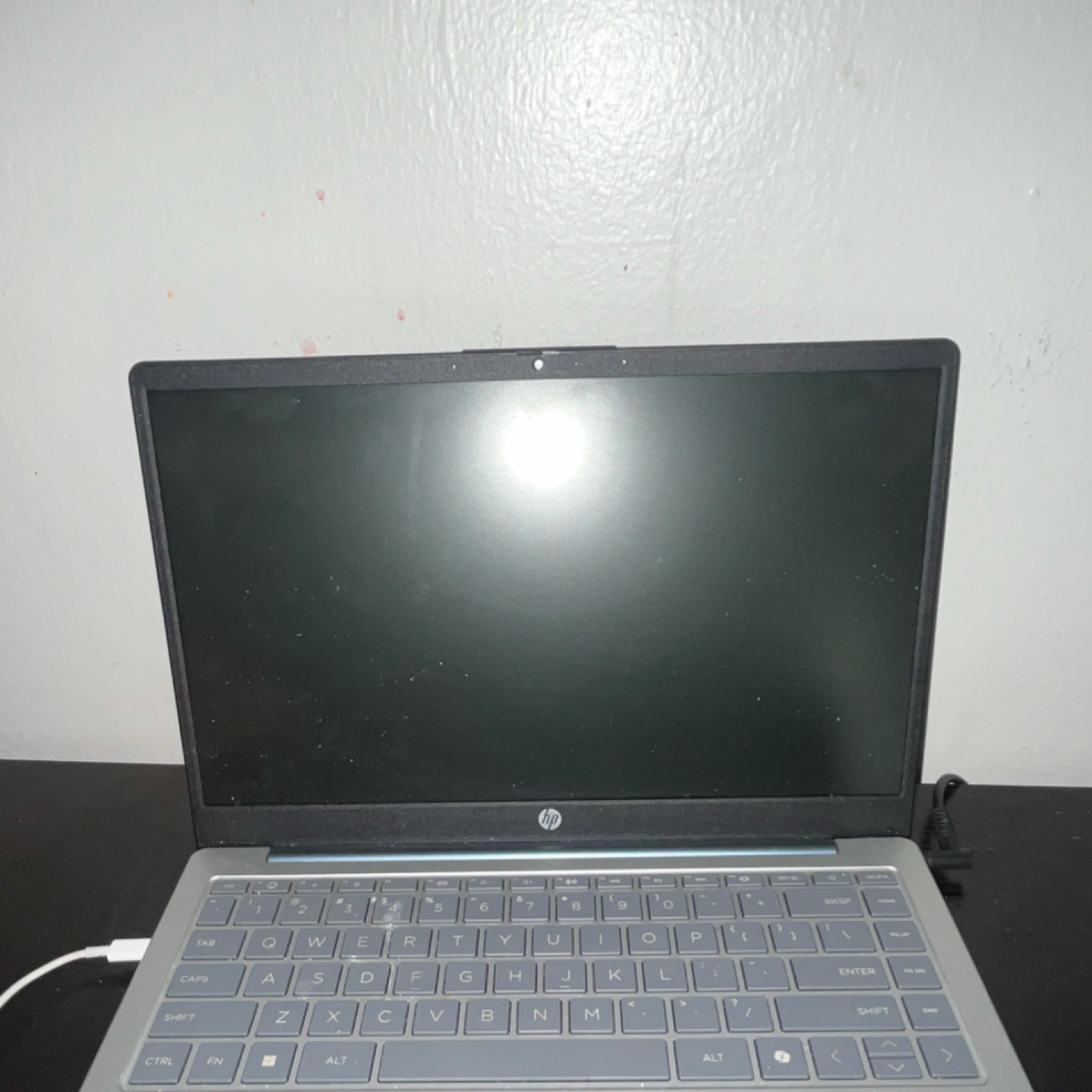HP Laptop AMD Radeon Graphics Windows 11 Silver Built-in Webcam