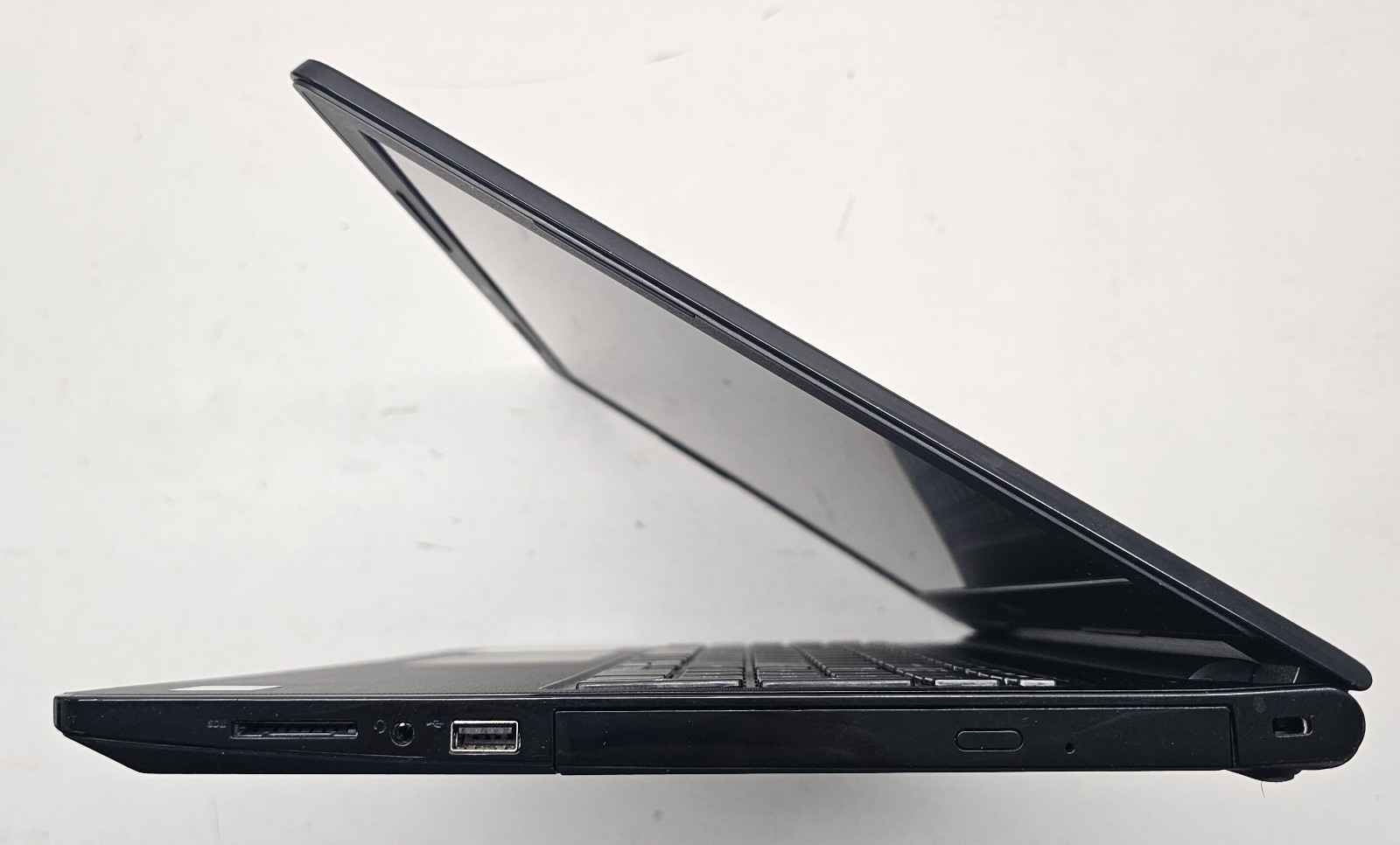 Dell Inspiron 15-3567 15.6″ Laptop Intel Core i3-7130U NO RAM/HD/OS/POWER (FL)