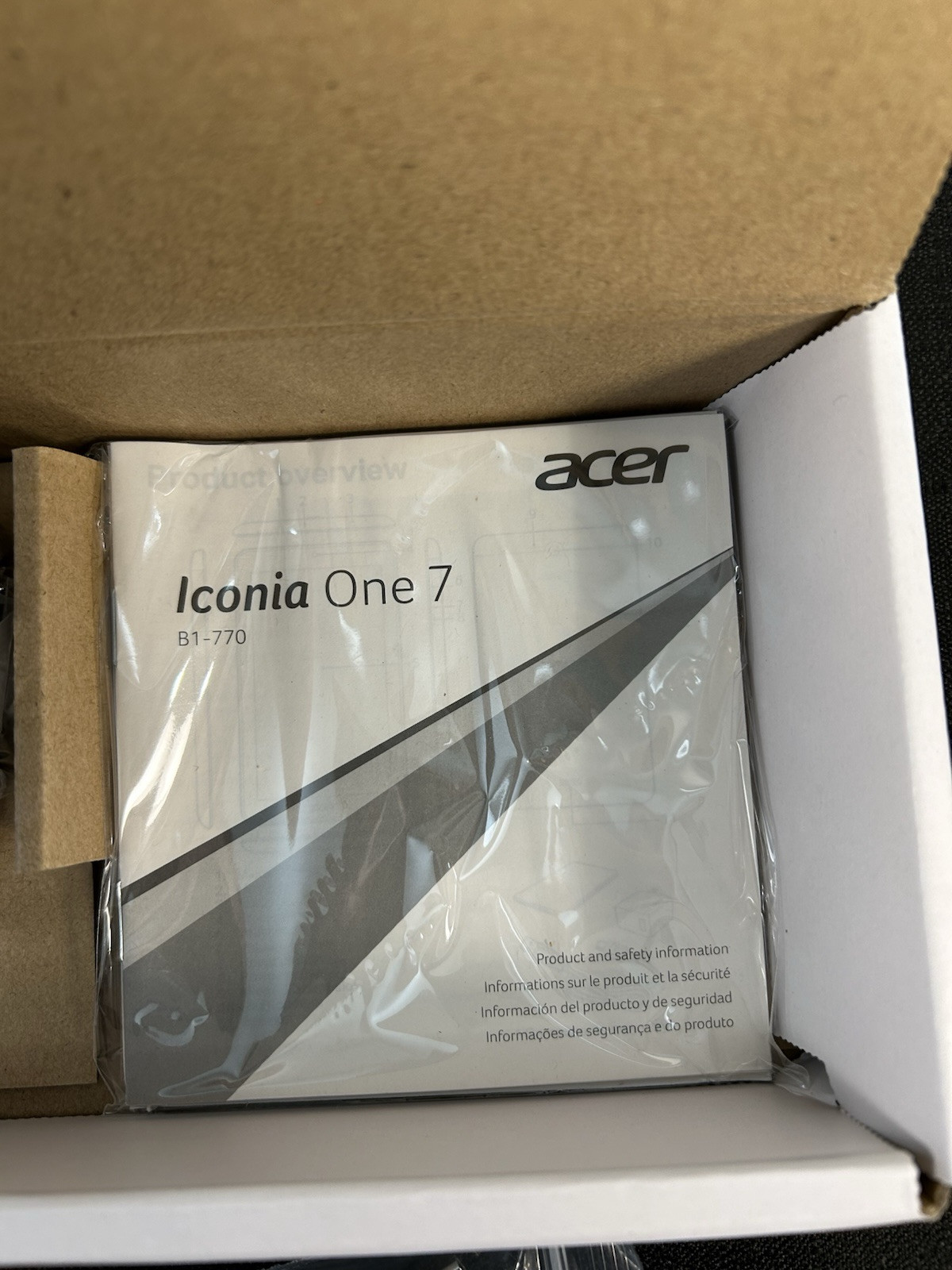 NEW Acer Iconia One 7 B1- 770 Tablet Open Box