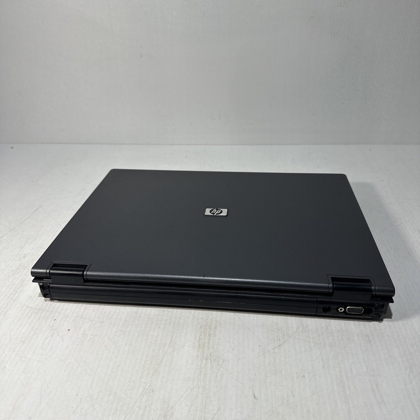 Hp Compaq NX7400 15″ Laptop Intel Core 2 Duo T5500 1gb Ram No Drives Boots Bios