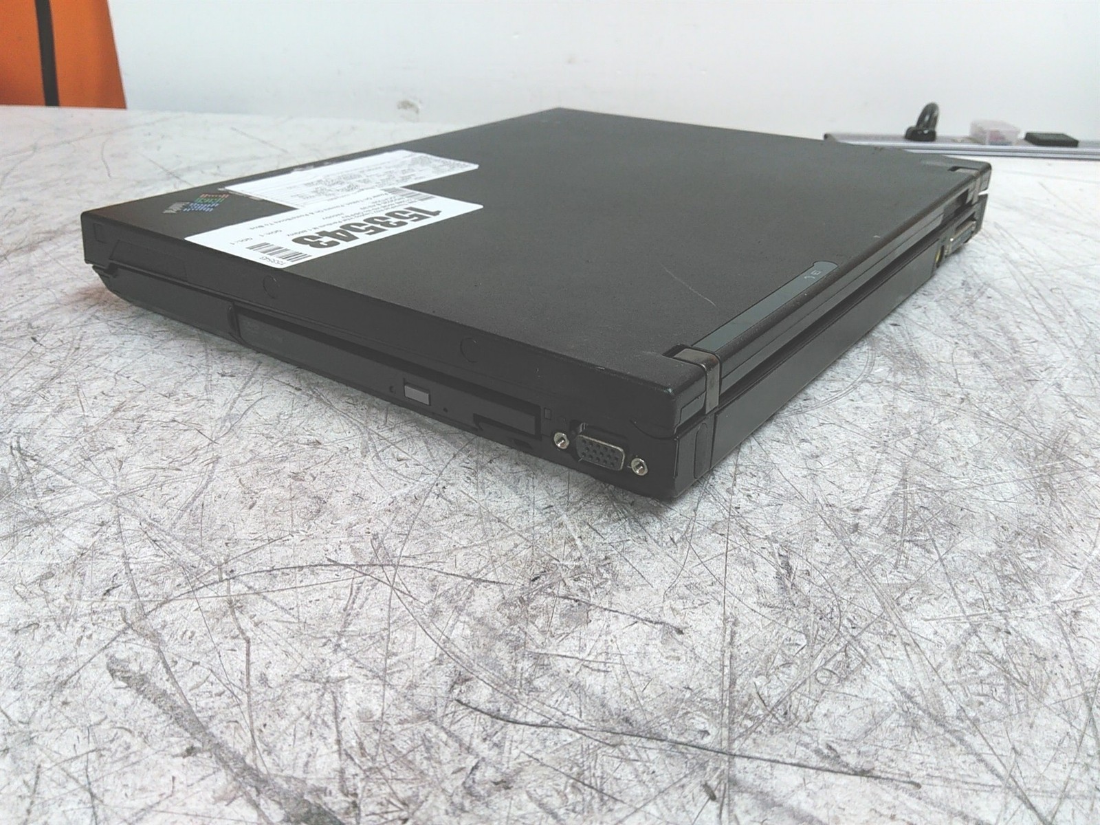 IBM ThinkPad R52 Laptop Intel Pentium M 1.86GHz 512MB 40GB HD No PSU