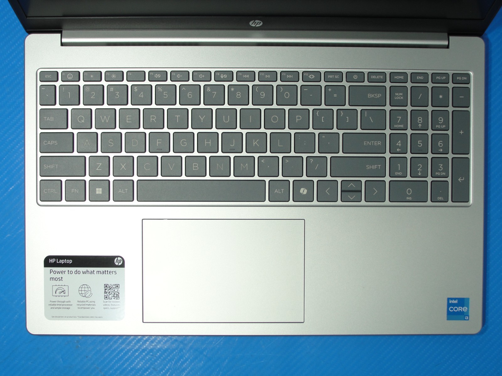 HP 15-FD0113DX 15.6″ HD Intel Core i3-N305 1.8GHz 8GB 128GB HDD W11 Home+Charger