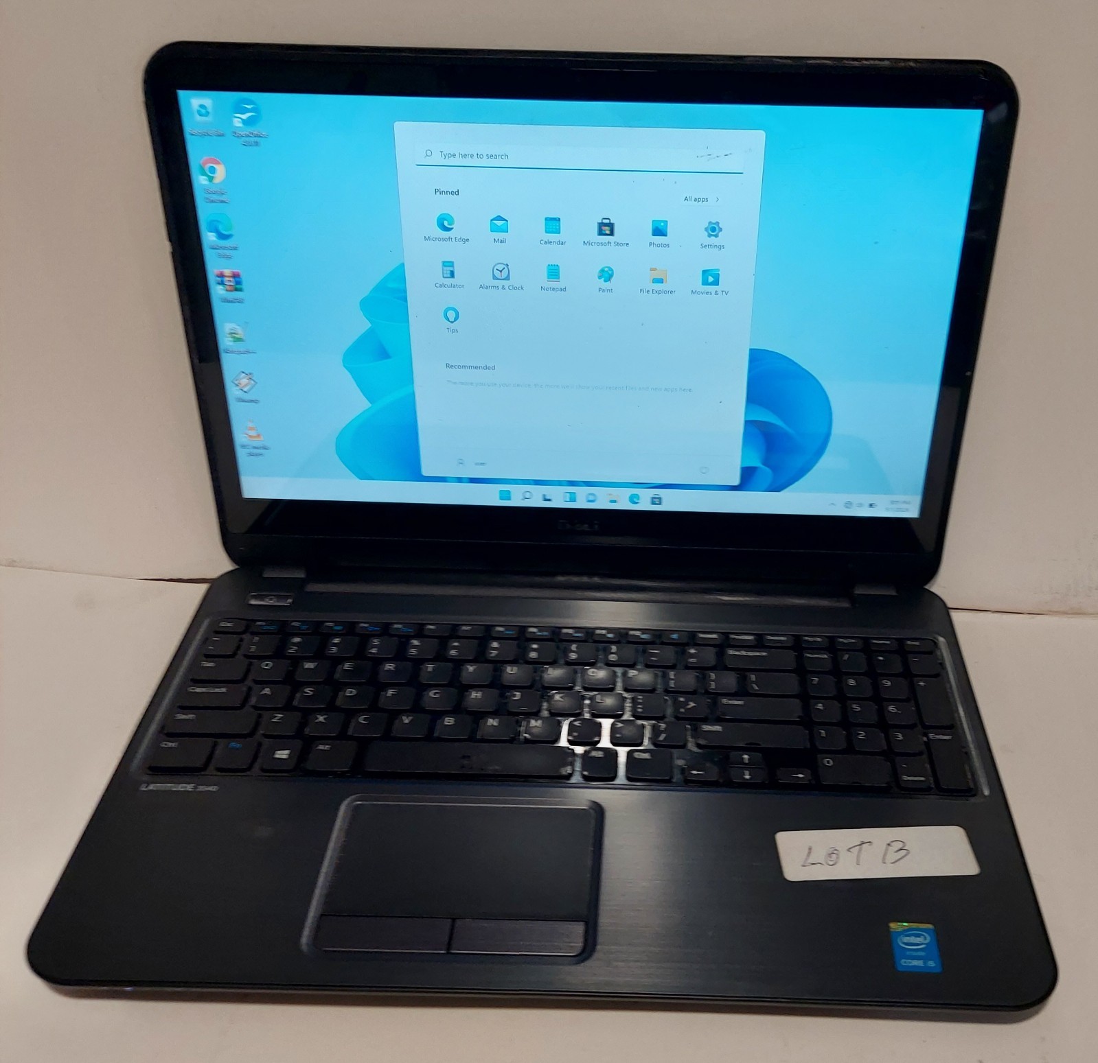 DELL LATITUDE 3540 i5 1TB 16 RAM GOOD CONDITION