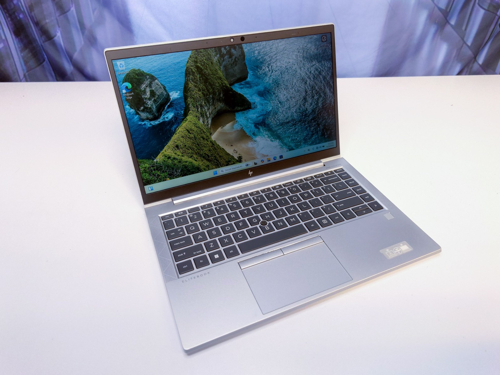 HP EliteBook 845 G8 14″ FHD Laptop Ryzen 5 PRO 5650U 16GB RAM 256GB SSD Win 11