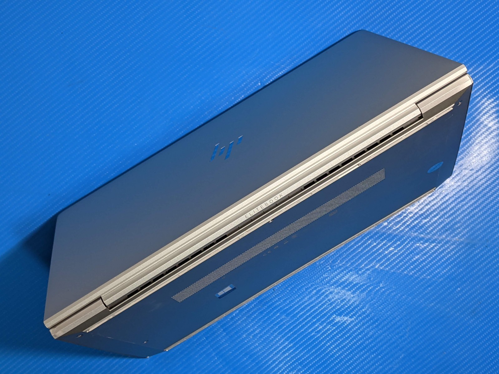 HP EliteBook 840 G7 14″FHD Core i7-10610U vPRO 1.8GHz 8GB 256GB SSD W11P +PowrAd