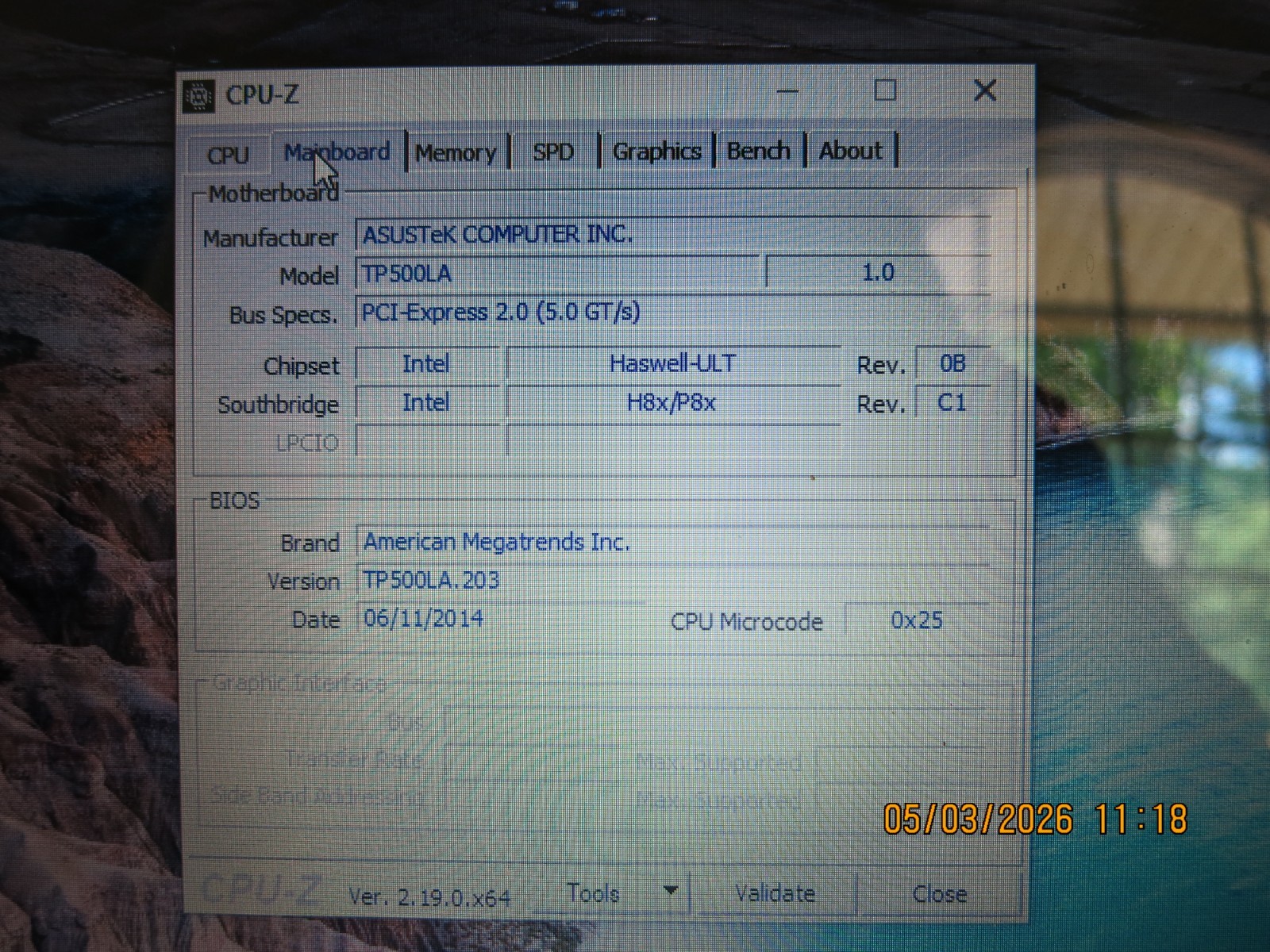 ASUS TP500L i3-4030U @1.90 GHz 4GB RAM, 500GB HD 15.6″ 2 IN 1 Touch WIN 10Pro