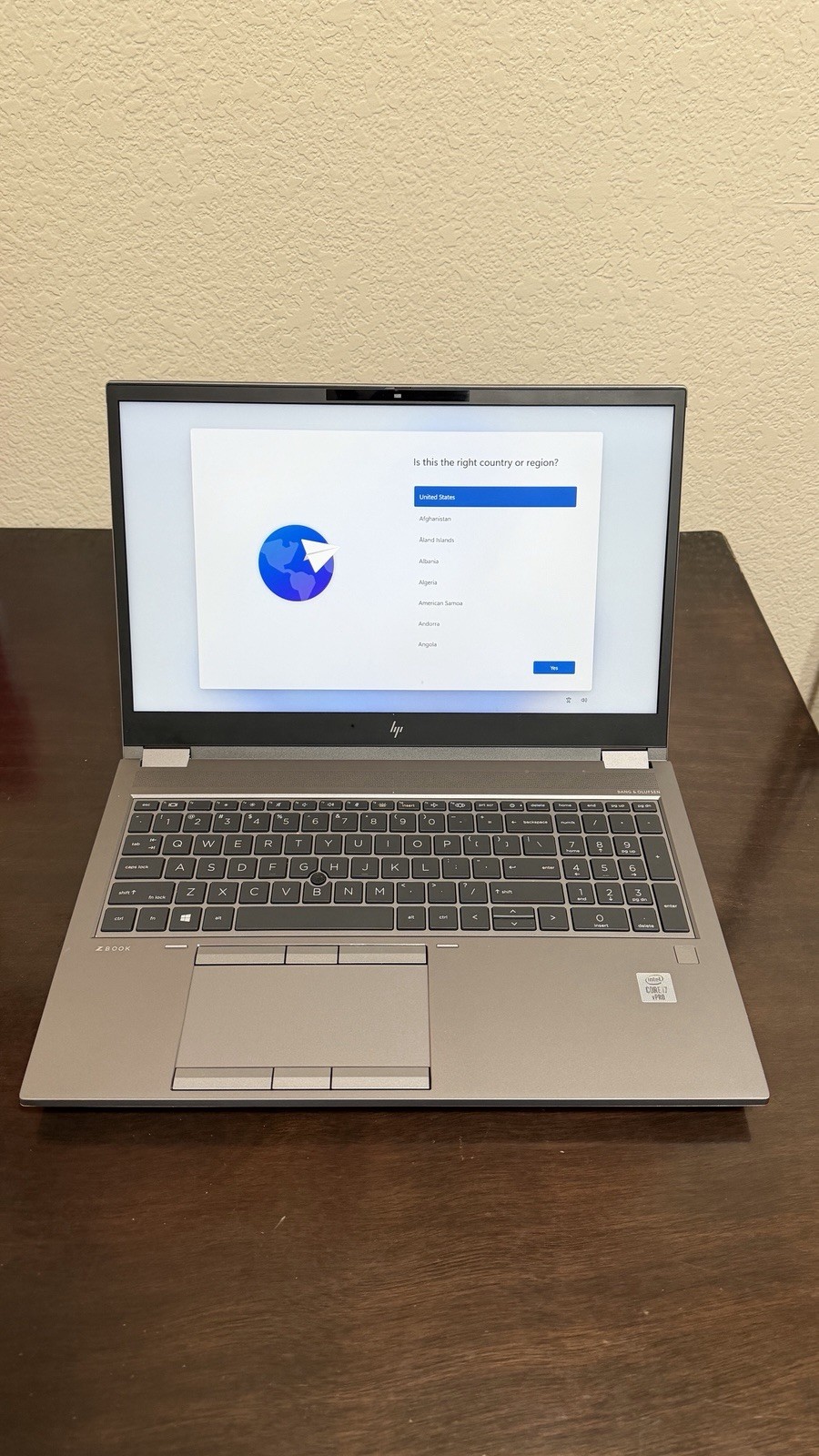 HP Zbook Fury 15 G7 15.6″ 1080p i7-10850H 16GB Ram 700GB SSD NVIDIA T2000 Max-Q
